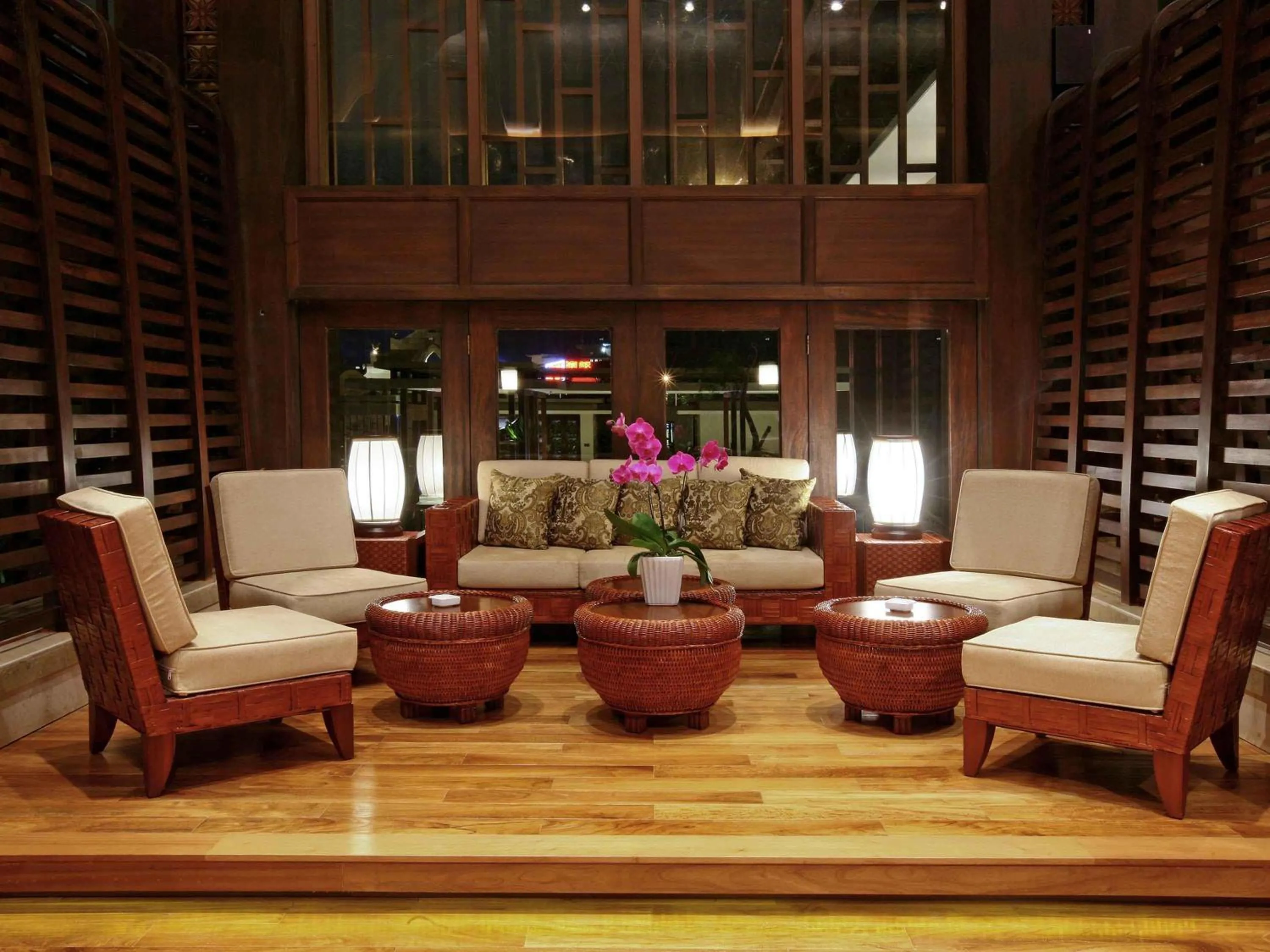 Lounge or bar in Pullman Sanya Yalong Bay Villas & Resort