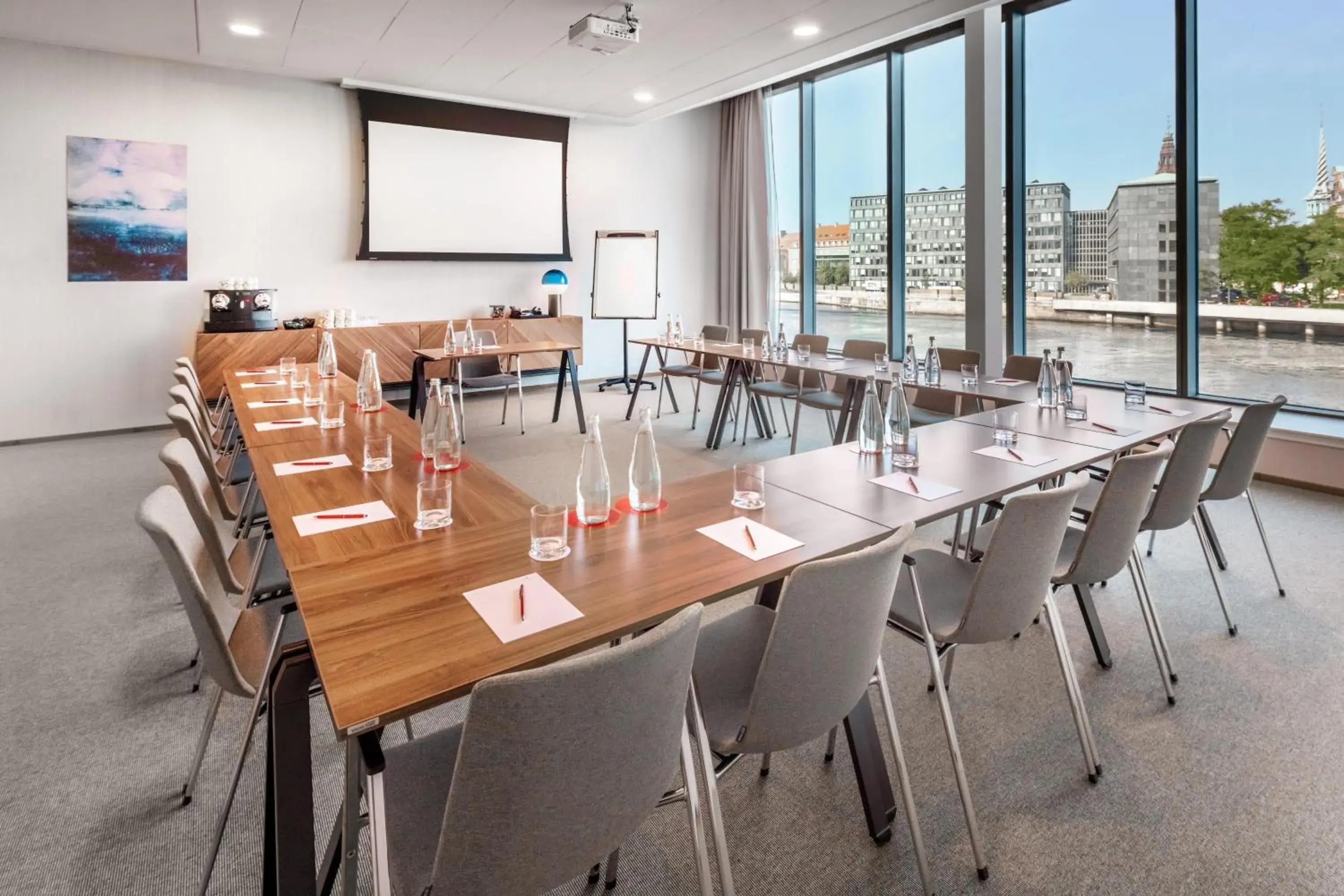 Restaurant/places to eat in NH Collection Copenhagen Restaurant/places to eat in NH Collection Copenhagen