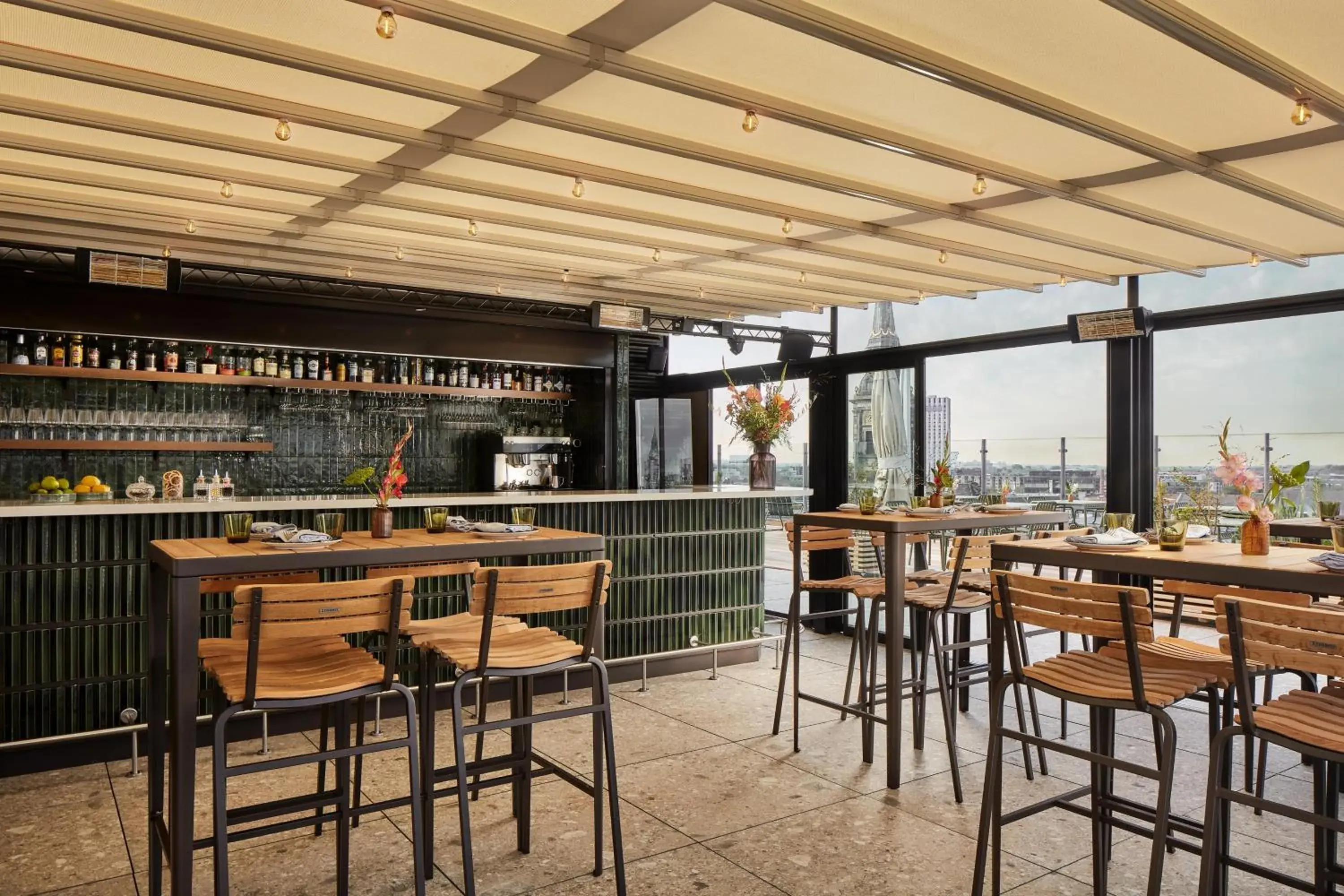 Lounge or bar in NH Collection Copenhagen Lounge or bar in NH Collection Copenhagen