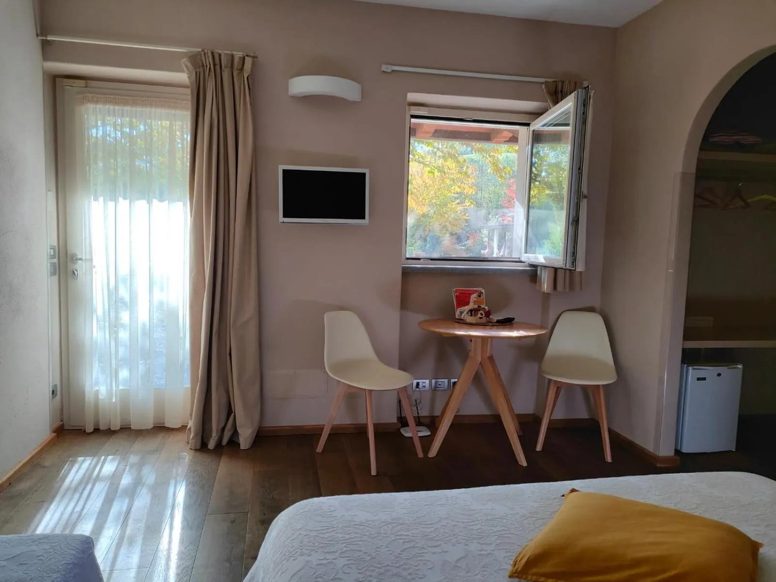 Bedroom, Bed in Il Sambuco Innamorato