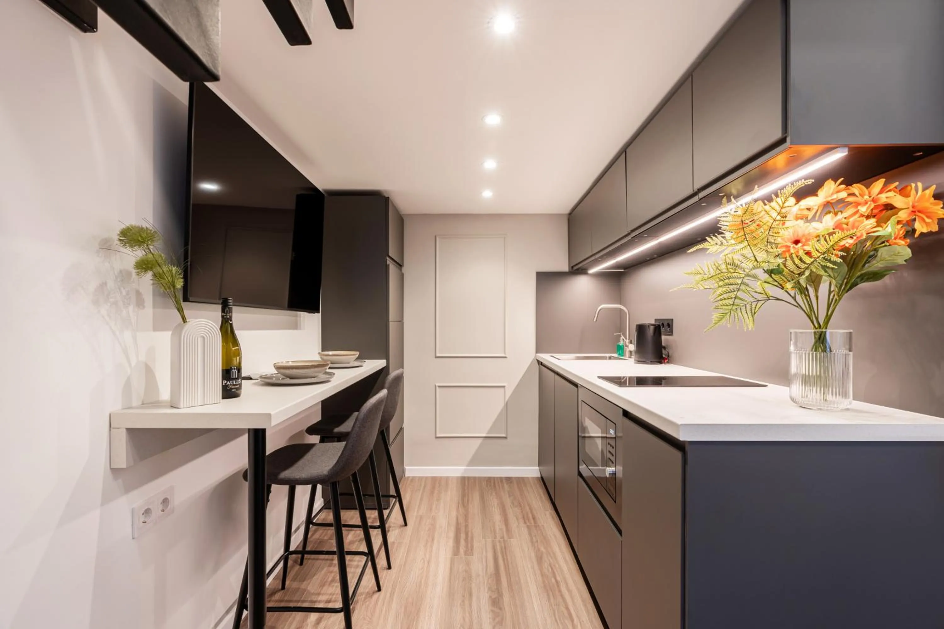 Kitchen or kitchenette in K33- Boutique Apartments, Best Location, by BQA