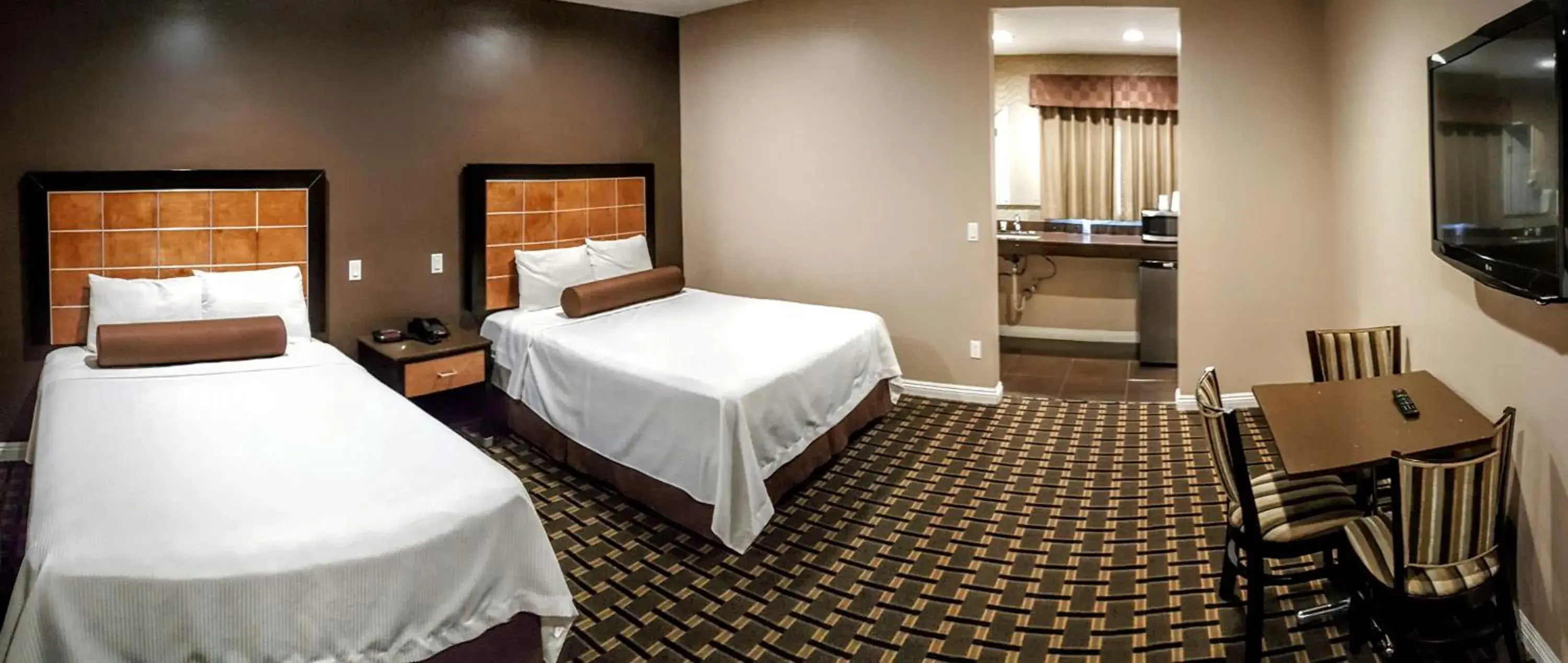 Bedroom, Room Photo in Gardena Terrace Inn Bedroom, Room Photo in Gardena Terrace Inn