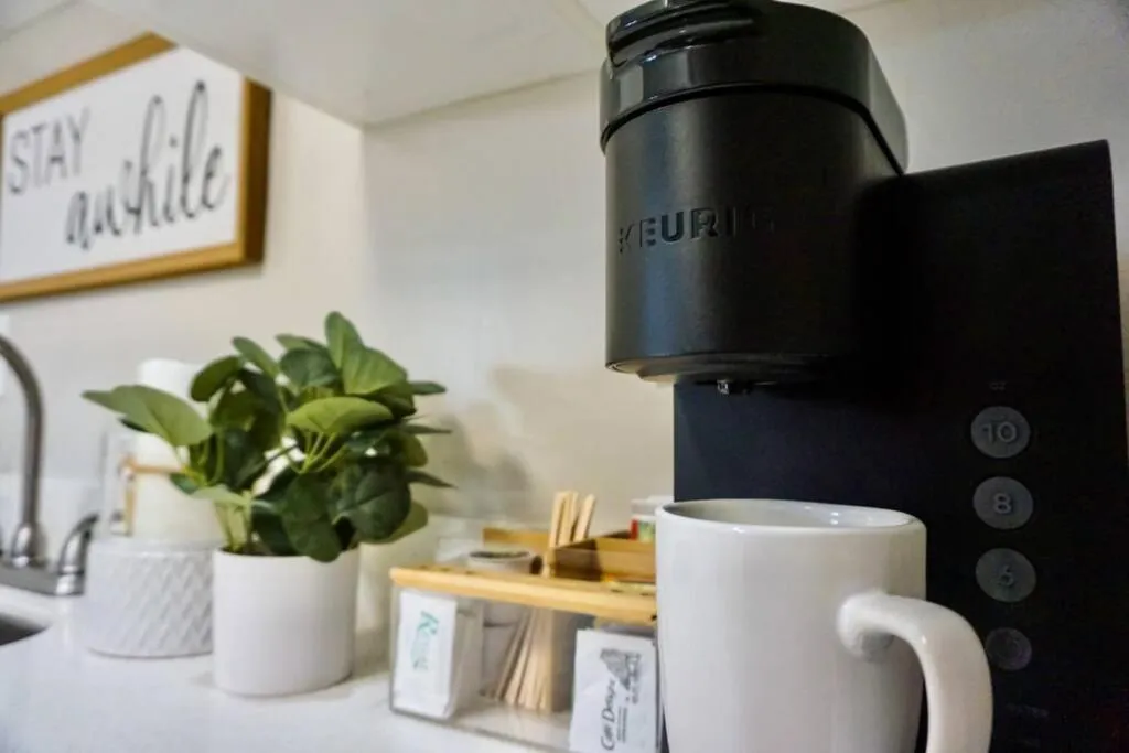 Serenity at Seascape: Steps to the beach & Shops