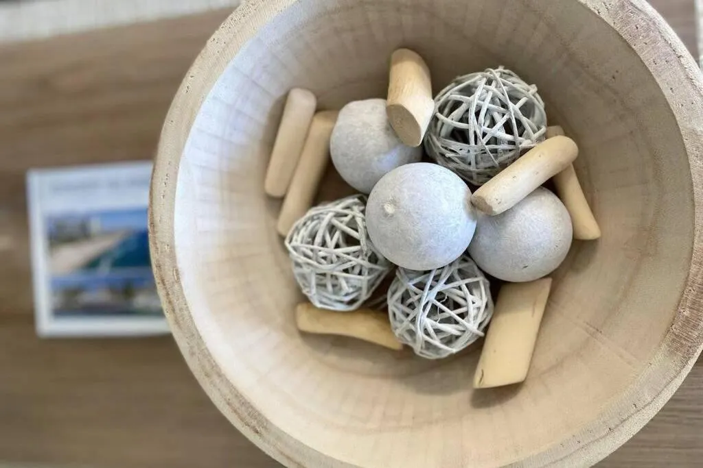 Serenity at Seascape: Steps to the beach & Shops