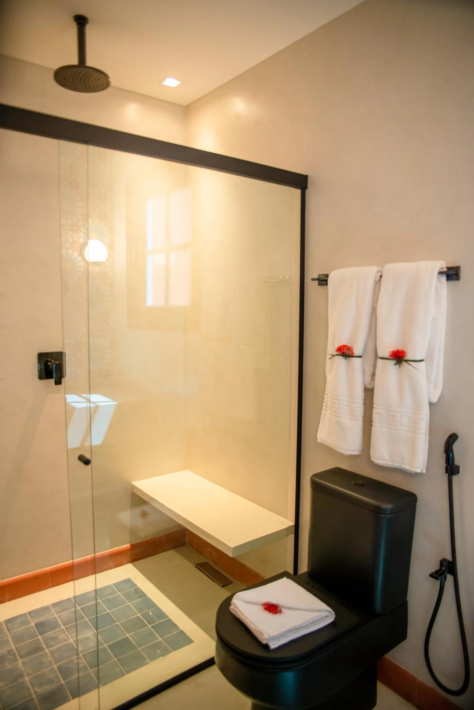 Toilet in Exótica Boutique Hotel