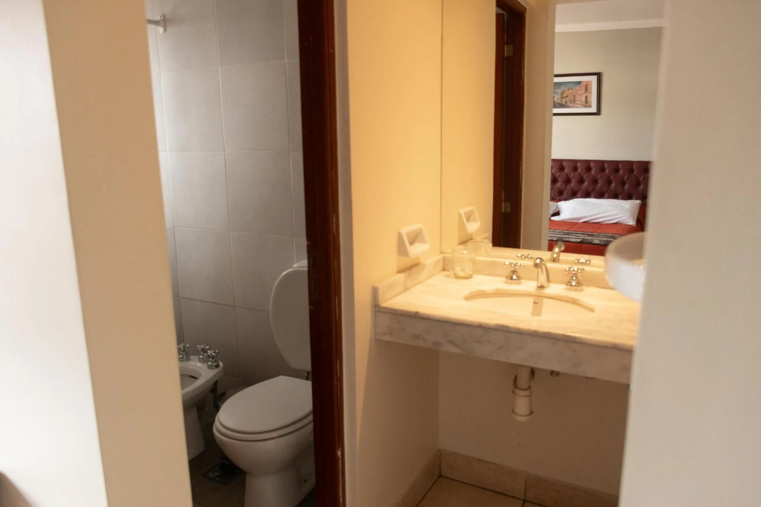 Bathroom in Alto Colonial