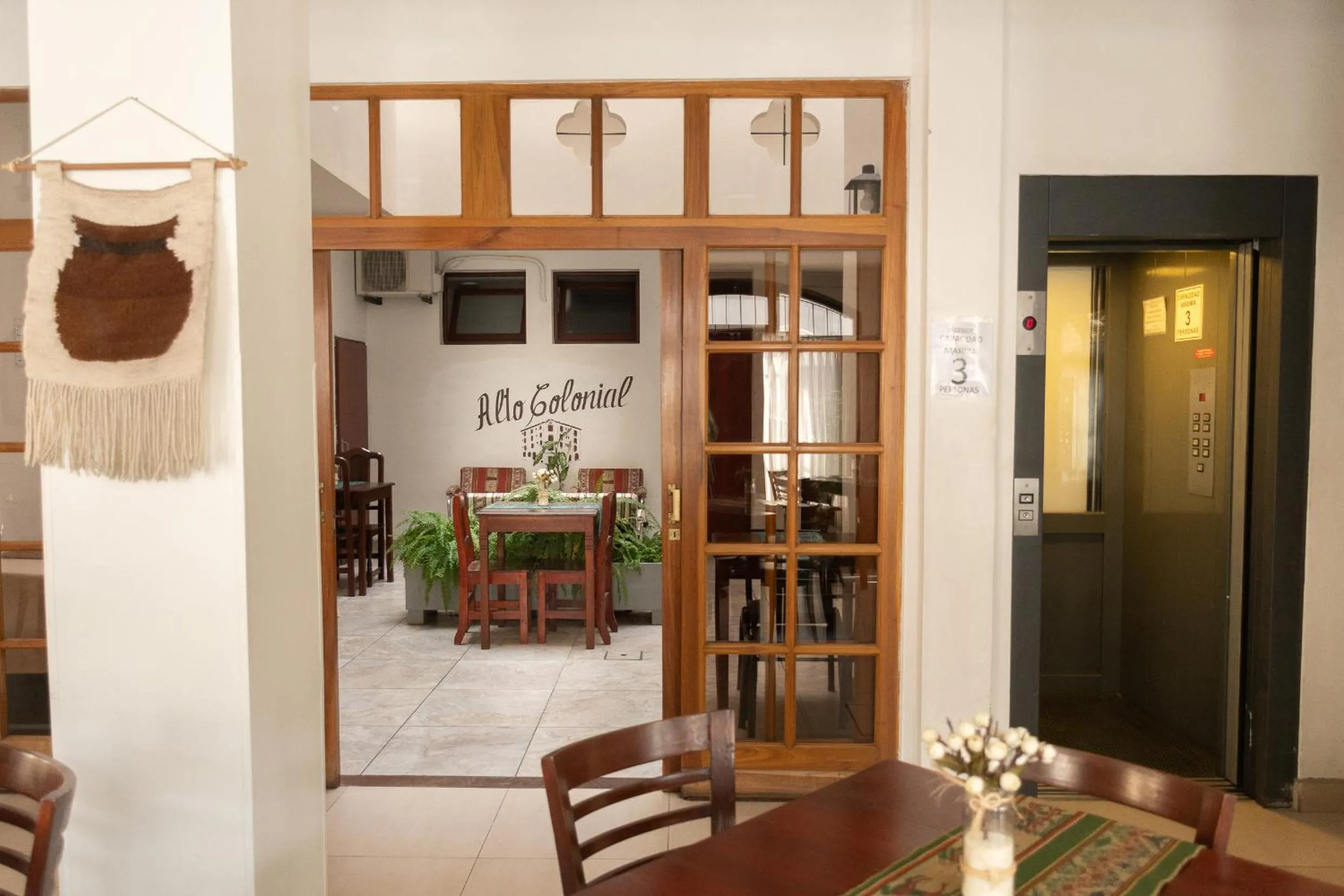 Game Room in Alto Colonial