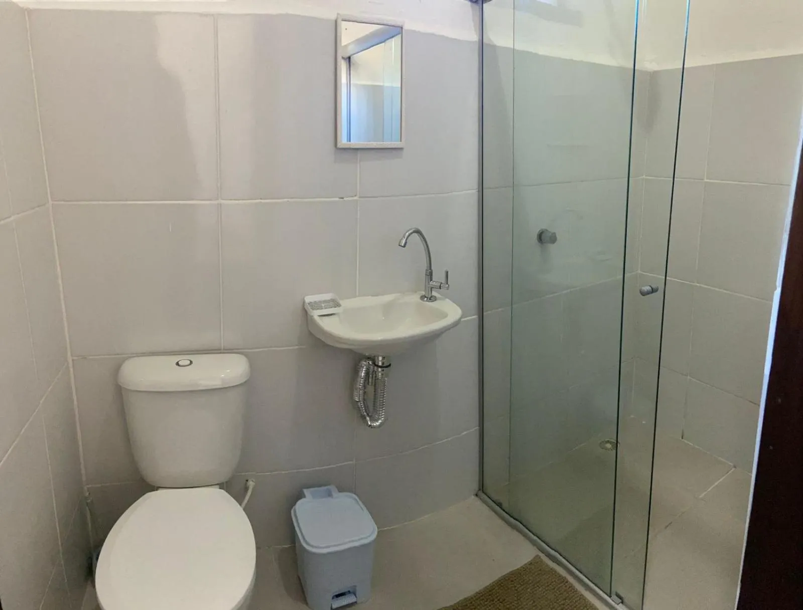 Toilet in Pousada Dom Quixote