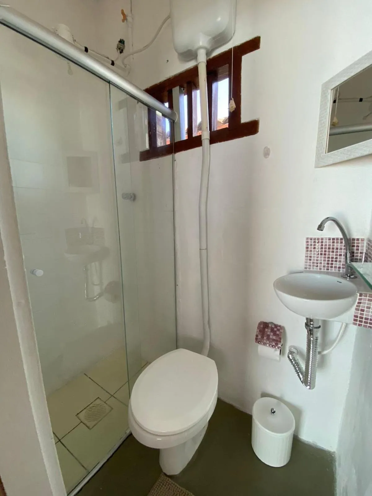 Toilet in Pousada Dom Quixote