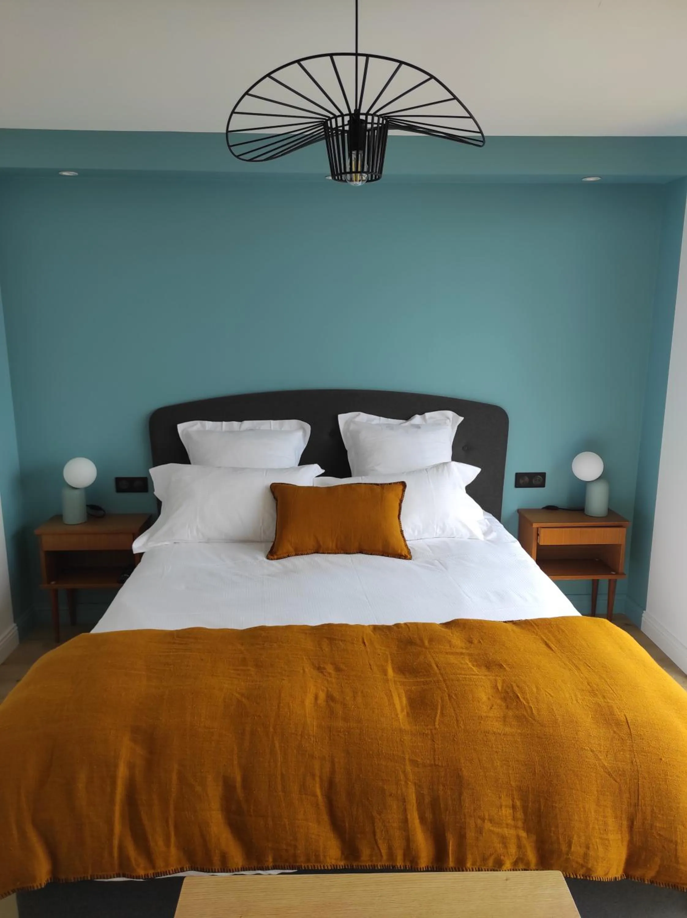 Bed in Appart hôtel & Spa La Villa du Port