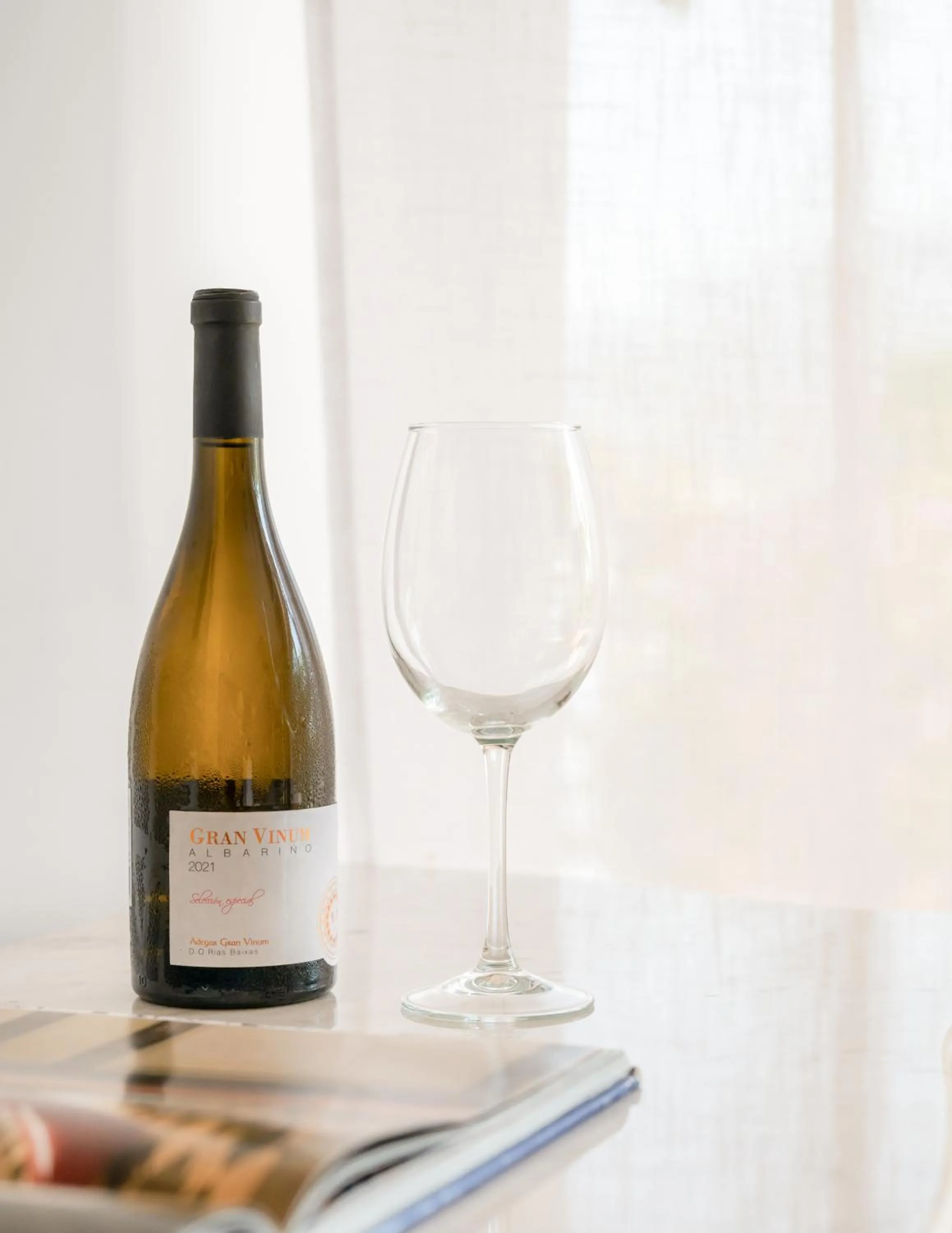 Decorative detail in Molo Luxury Suites Puerto Banus