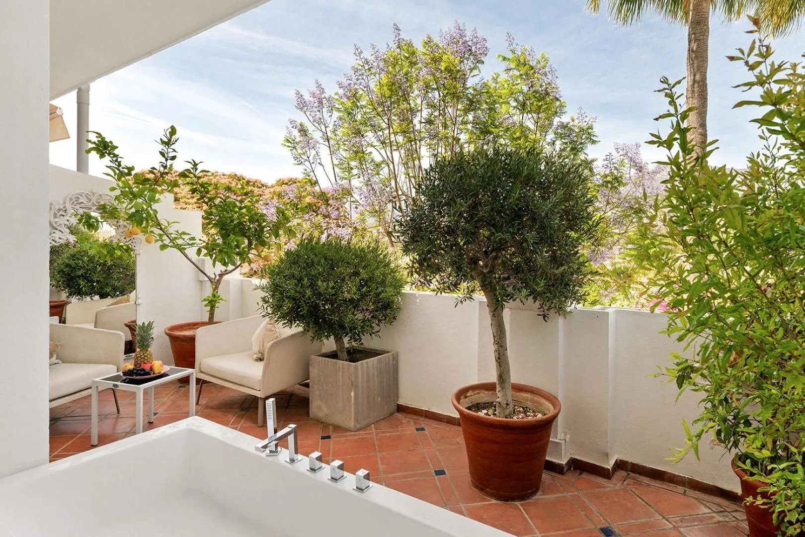 Balcony/Terrace in Molo Luxury Suites Puerto Banus