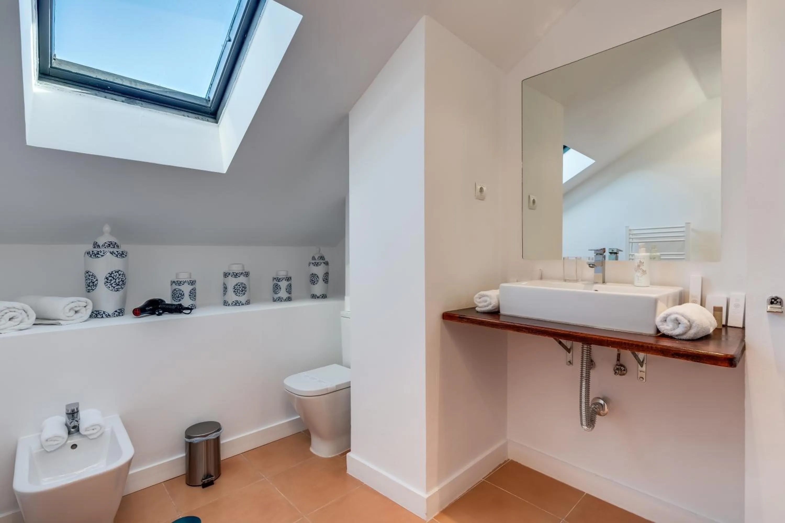 Bathroom in Molo Luxury Suites Puerto Banus