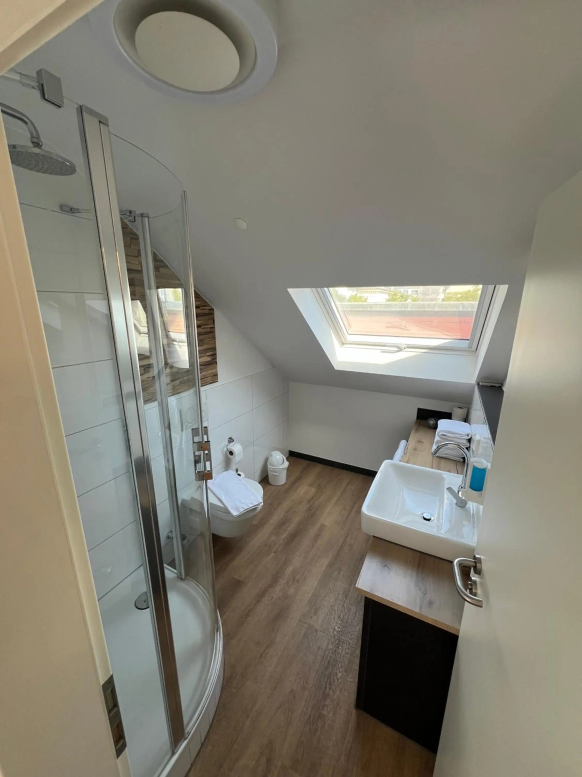 Bathroom, Bed in Am Blumenhaus