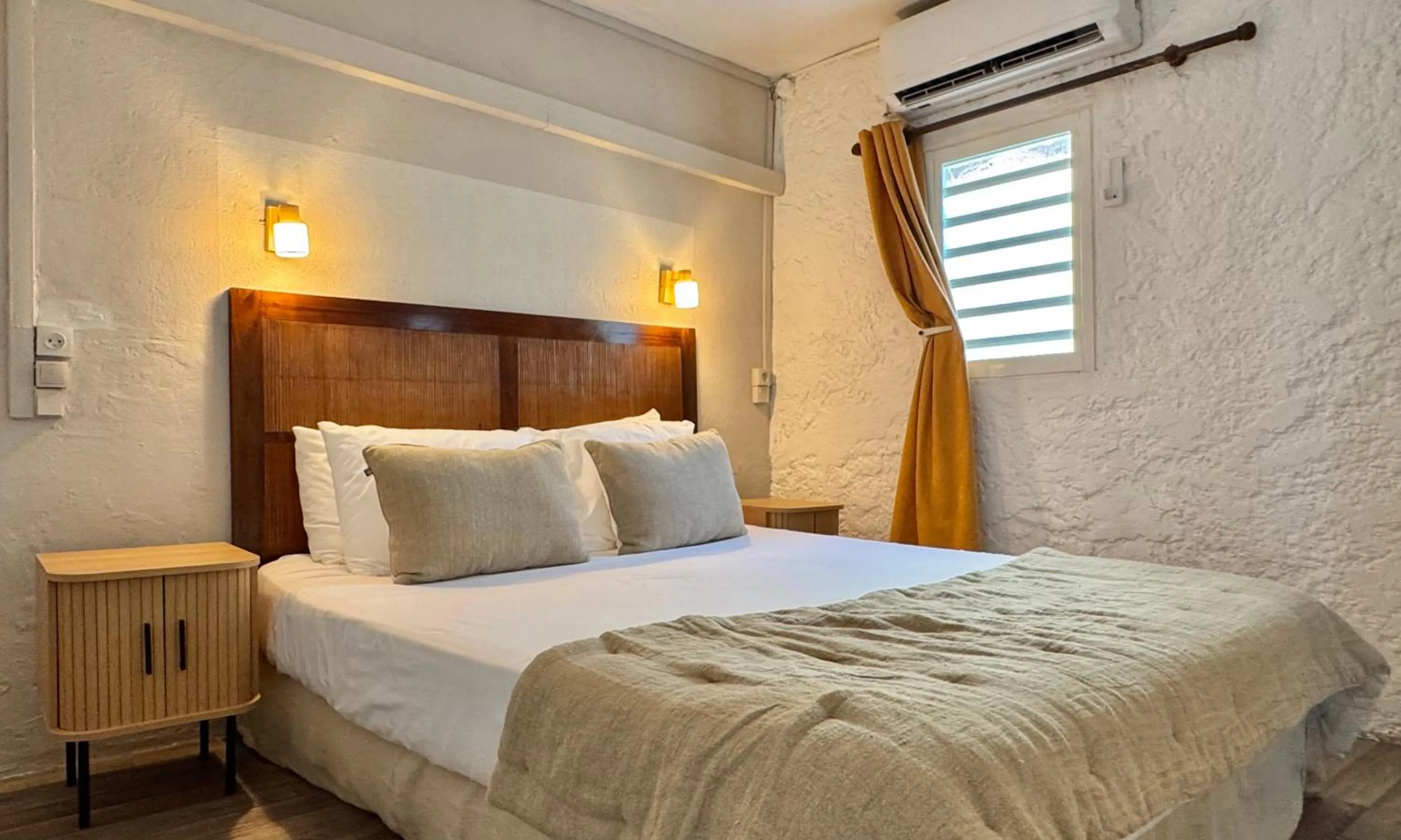 Bed in Koho SXM - ex Hevea Hotel