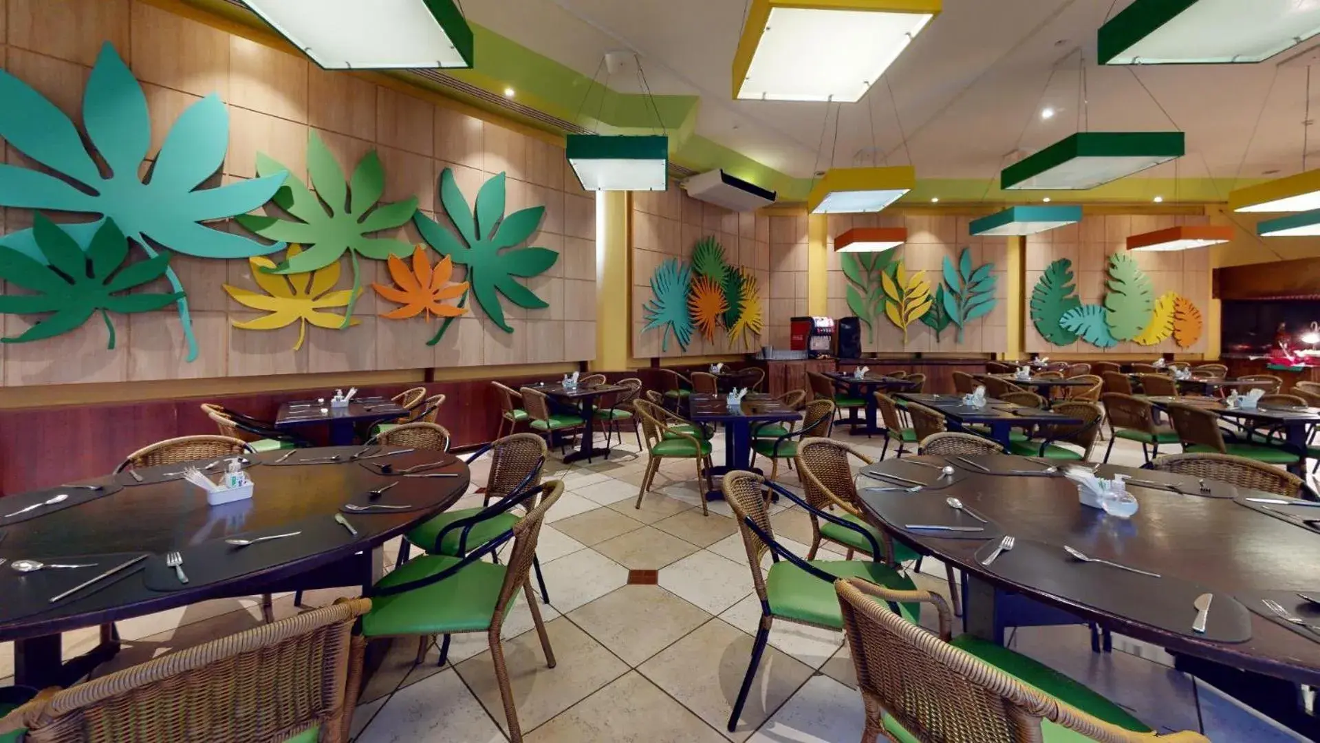 Restaurant/places to eat in Blue Tree Thermas de Lins Resort Restaurant/places to eat in Blue Tree Thermas de Lins Resort