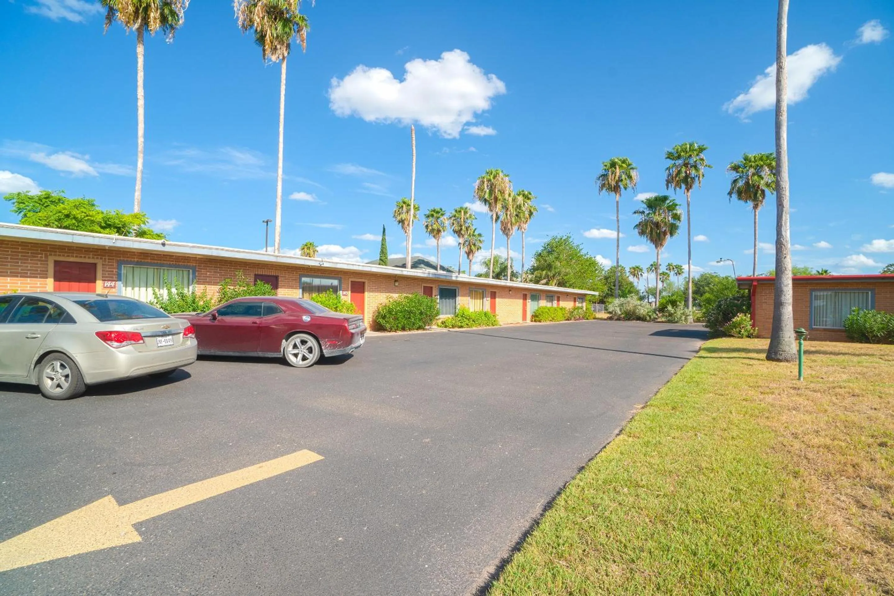 Facade/entrance in Vali Ho Motel By OYO Weslaco Mercedes
