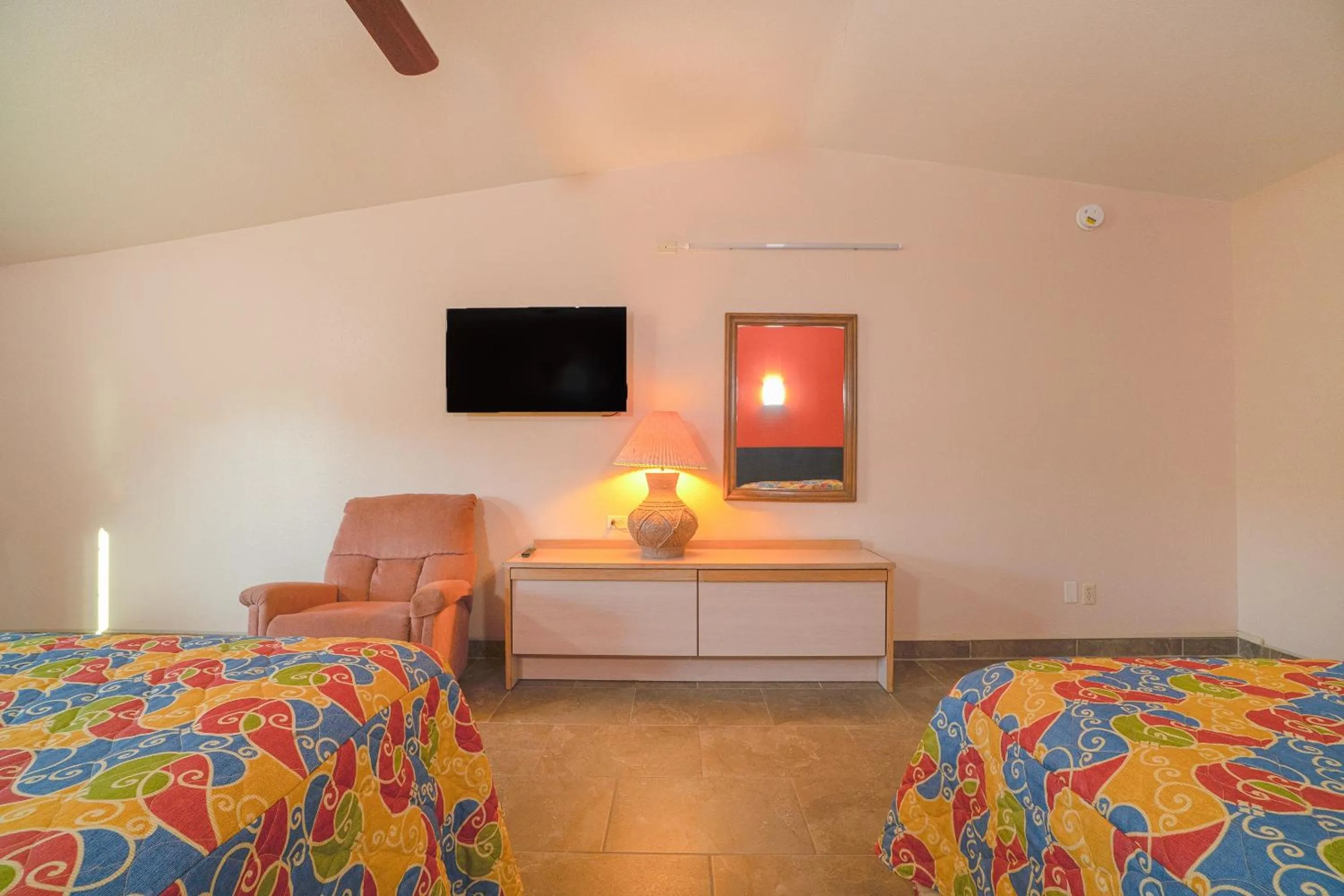 Bedroom, Bed in Vali Ho Motel By OYO Weslaco Mercedes