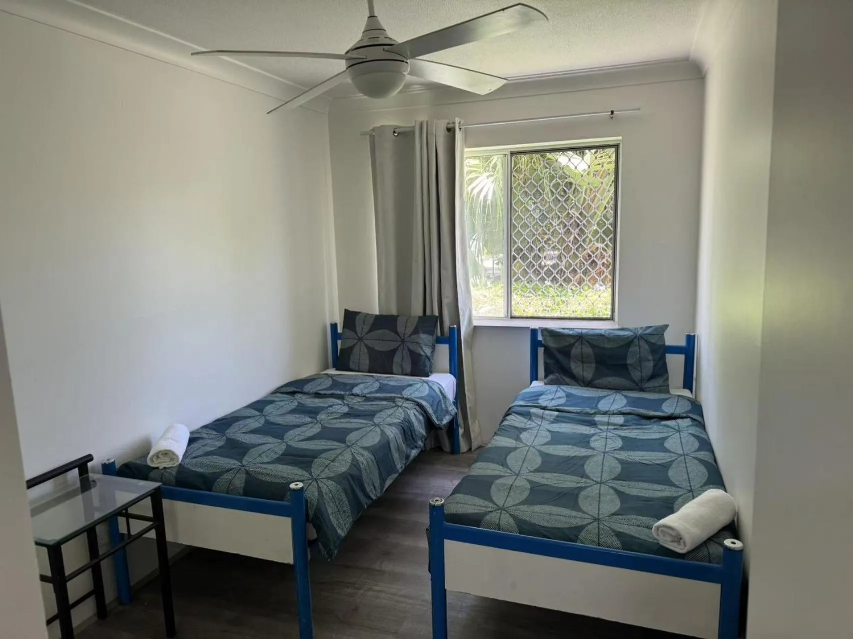 Bed in Anchor Down Holiday Apartments