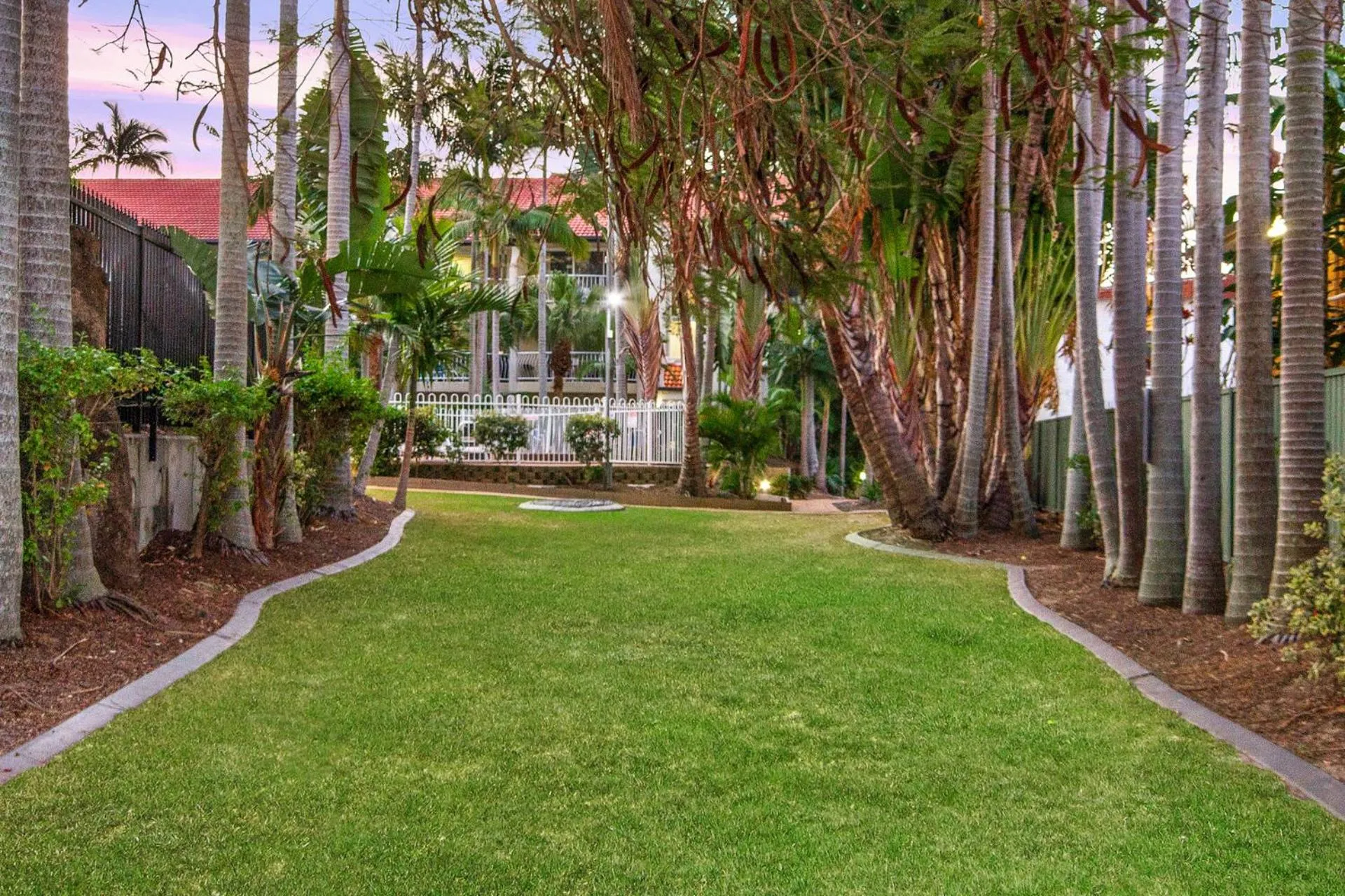 Property building in Anchor Down Holiday Apartments