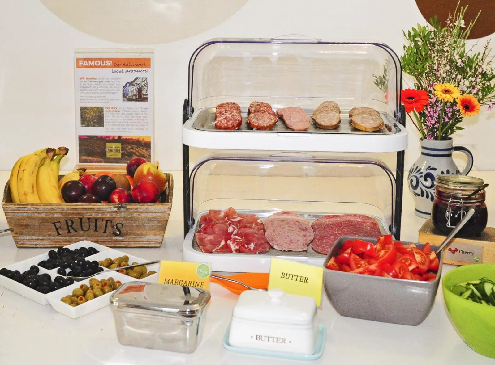 Breakfast in Five Elements Hostel and Capsules Frankfurt