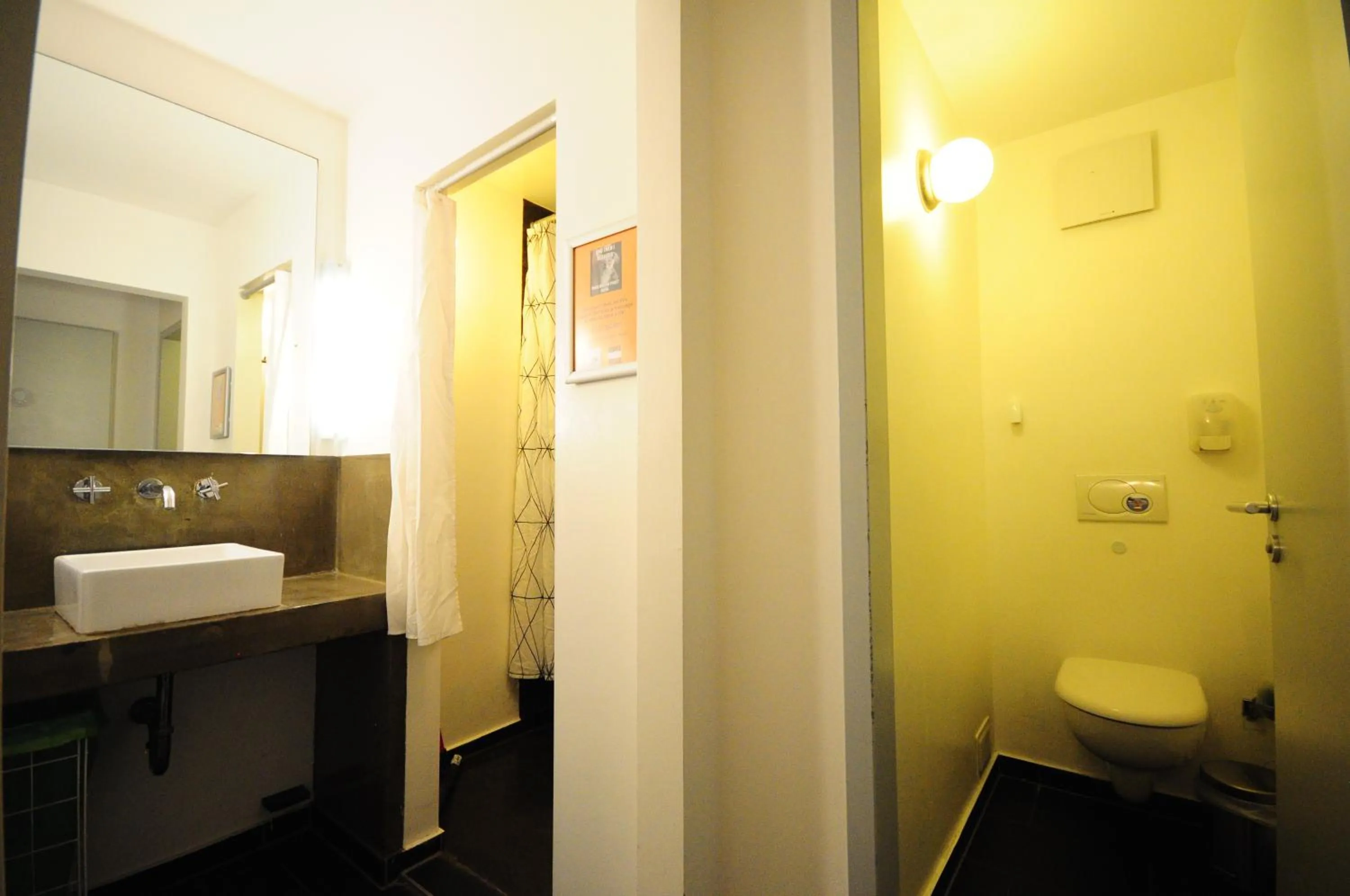 Shower in Five Elements Hostel and Capsules Frankfurt