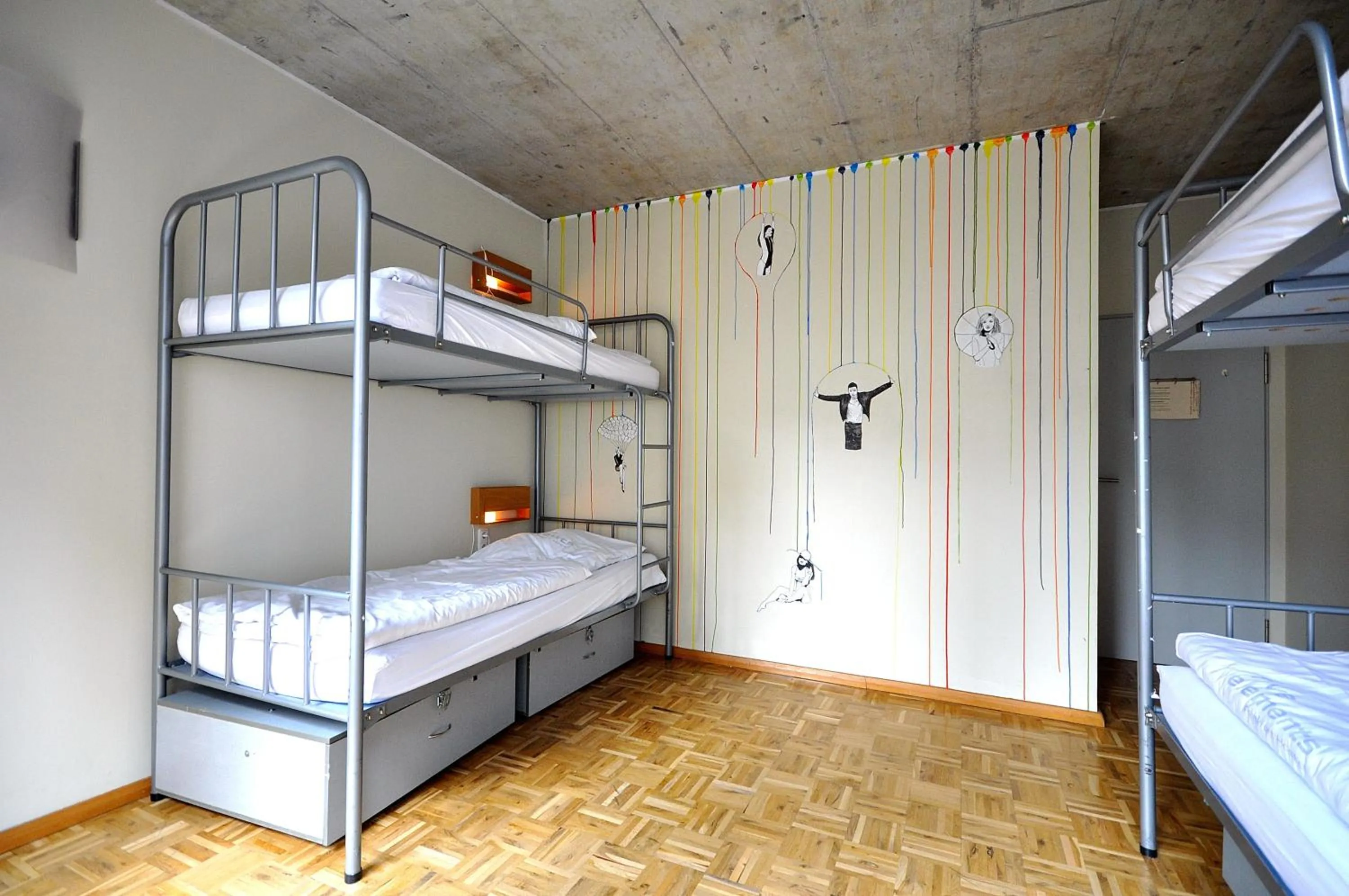 Bed in Five Elements Hostel and Capsules Frankfurt