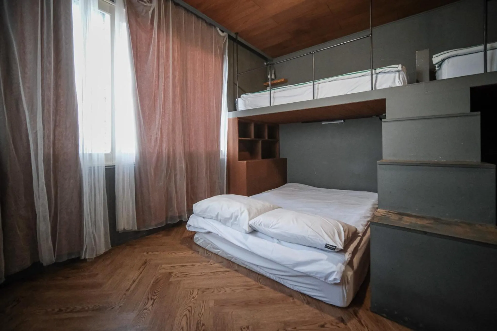 Bed in SISnBRO Guesthouse