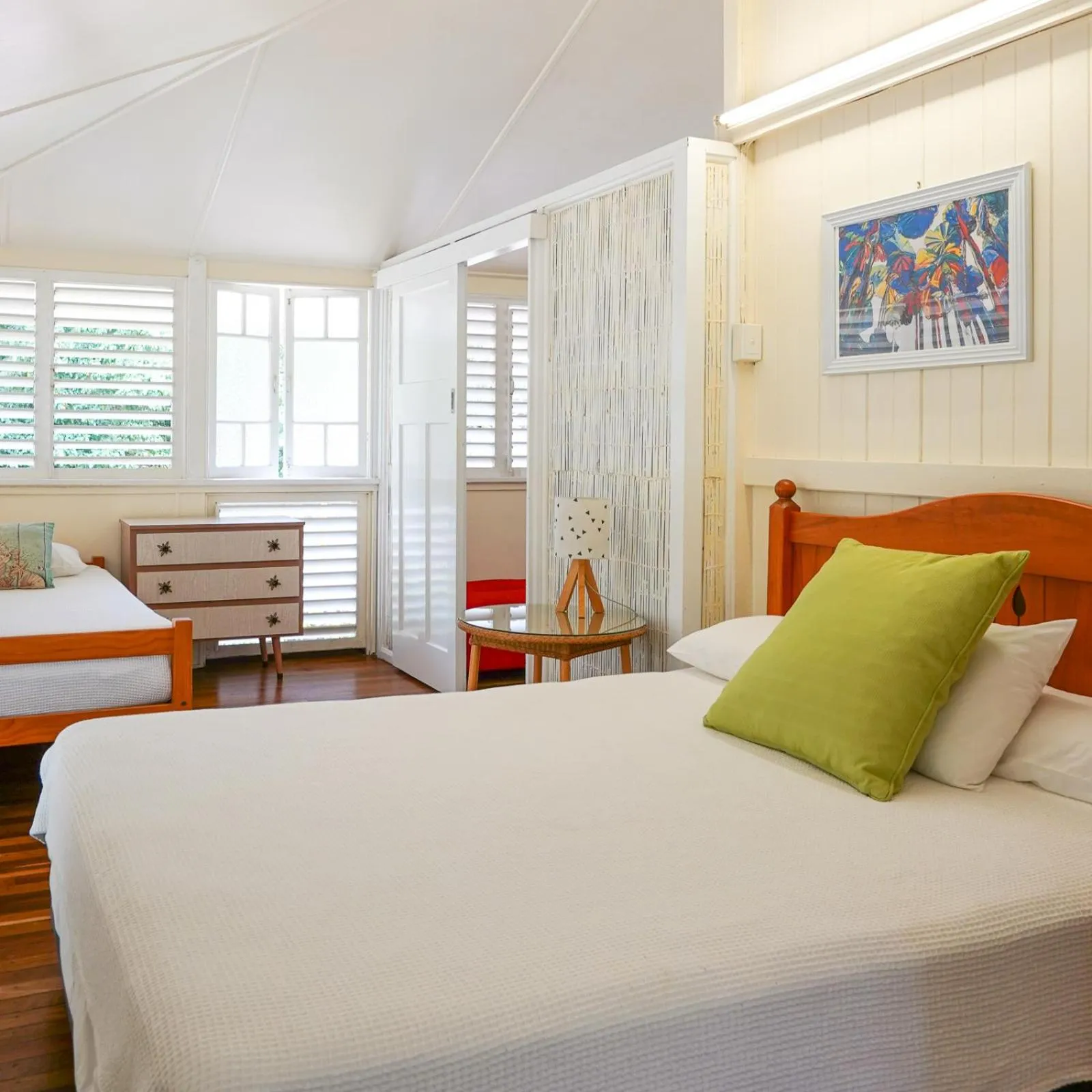 Bedroom, Bed in Daggoombah Holiday Home Magnetic Island