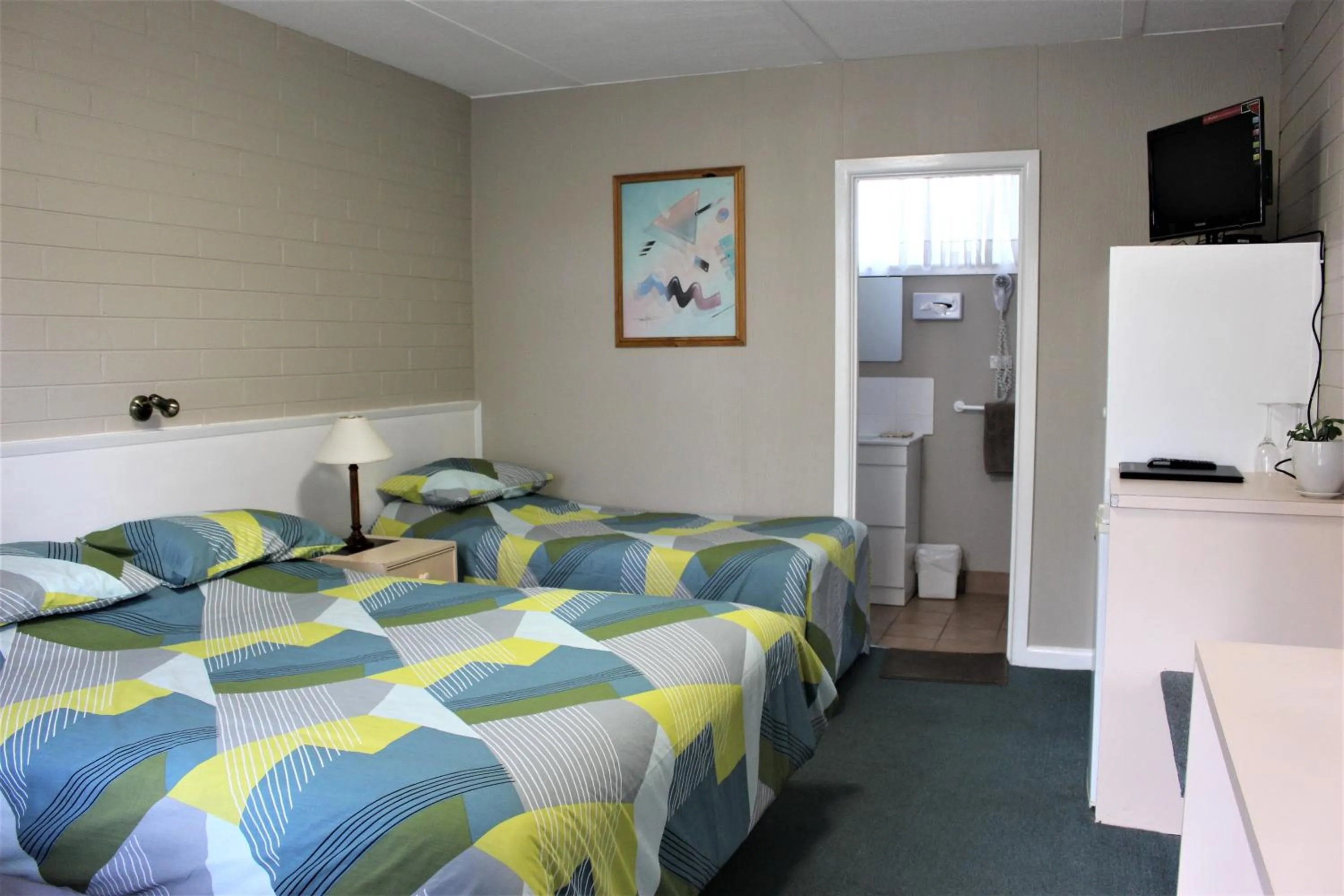 Shower in Motel Ringwood