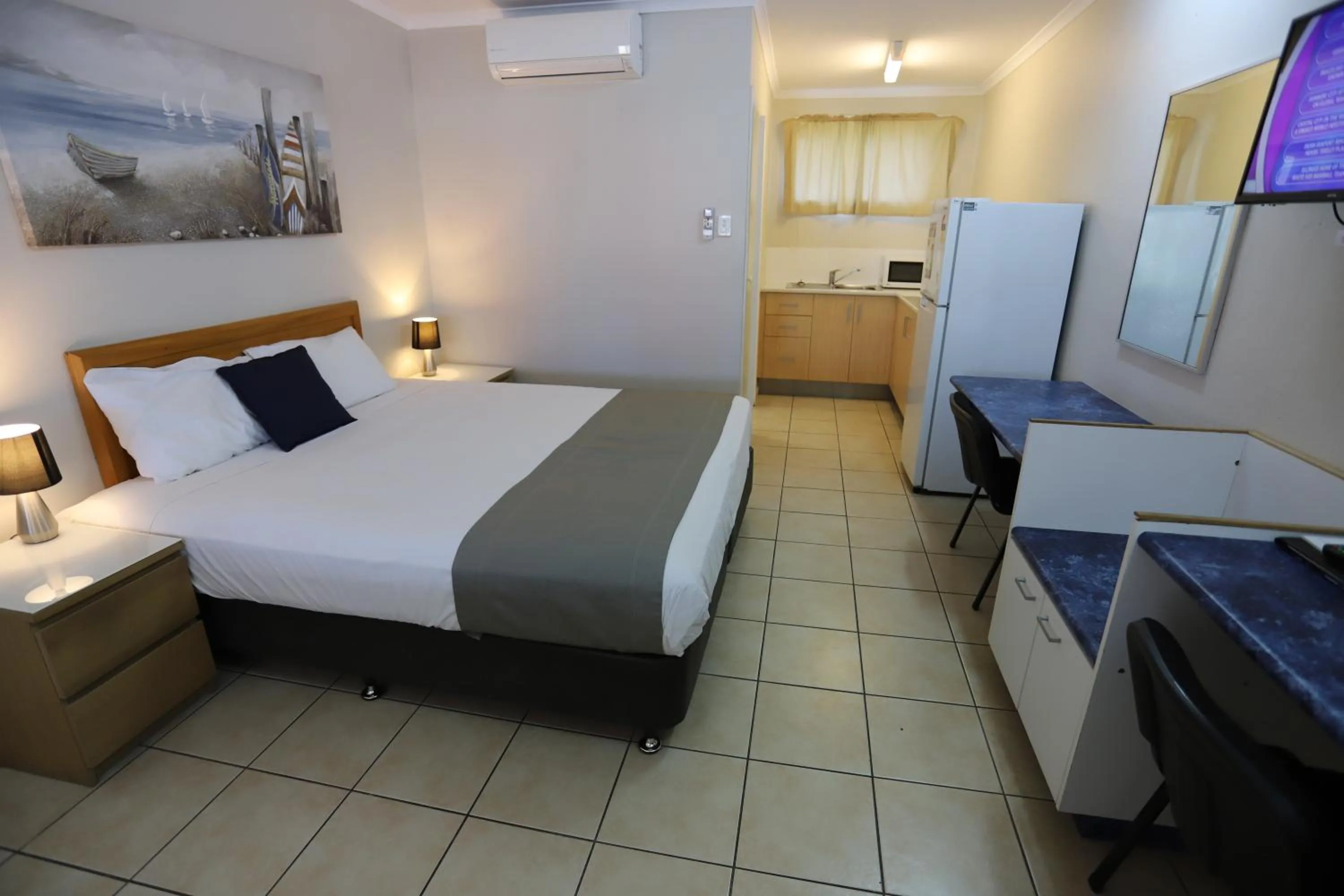 Bed in Tropic Coast Motel