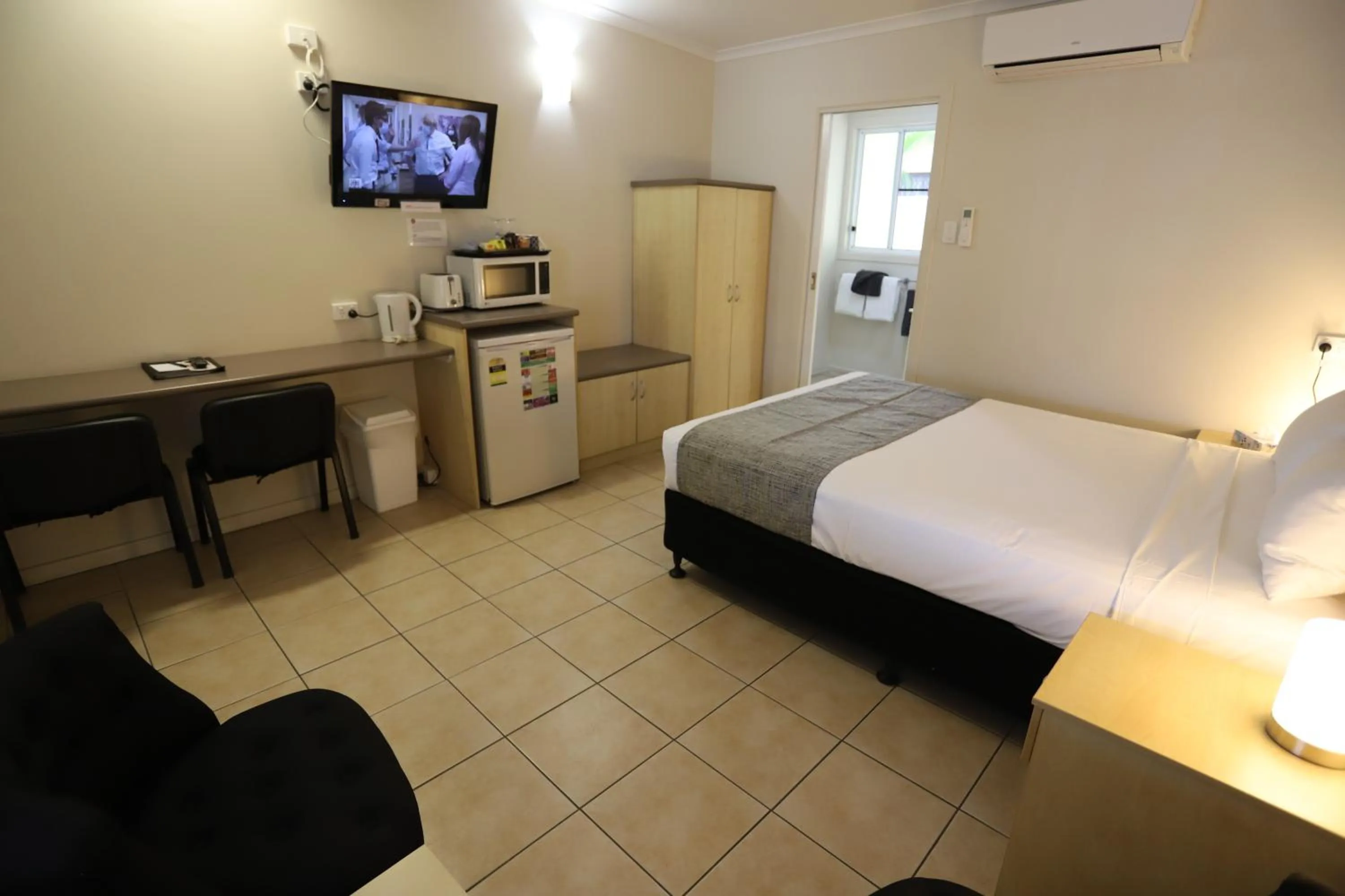 Bed in Tropic Coast Motel