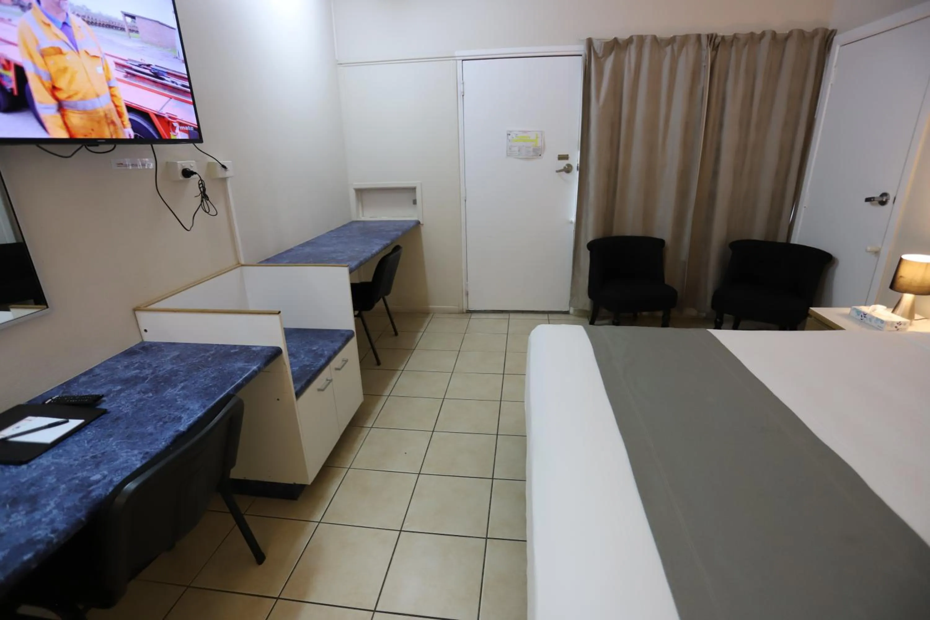 Bed in Tropic Coast Motel