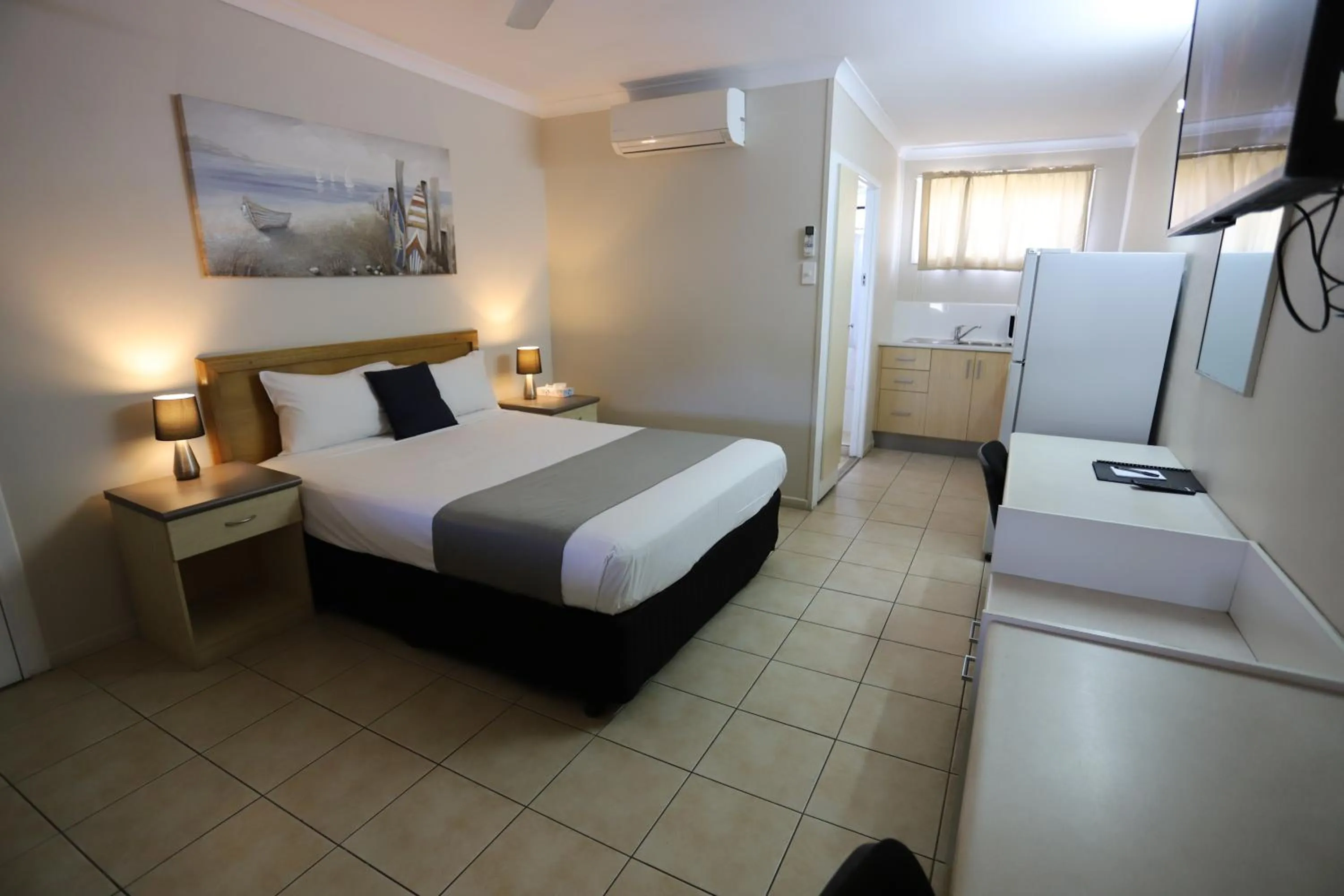 Bed in Tropic Coast Motel