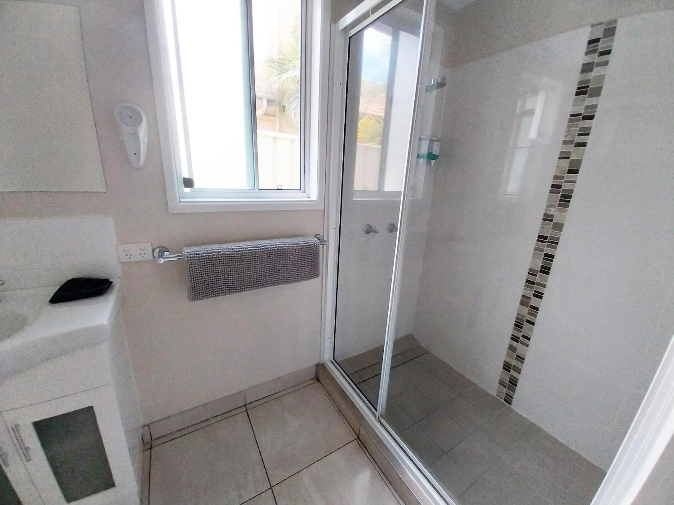 Shower in Tropic Coast Motel