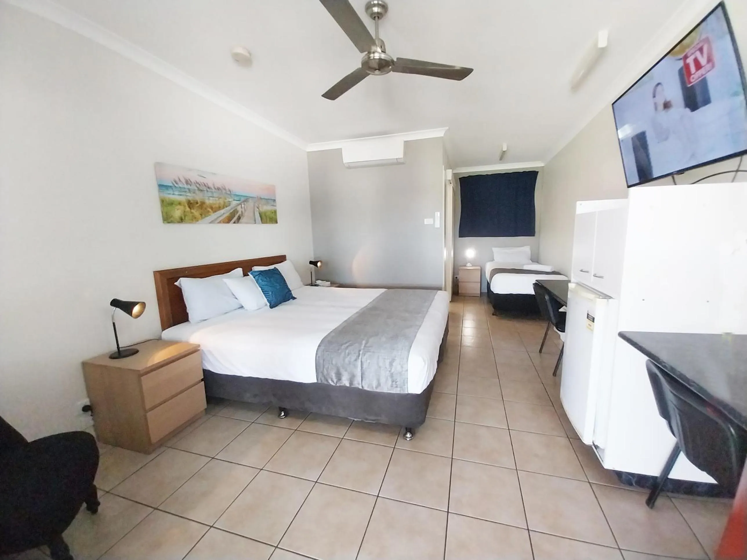 Bed in Tropic Coast Motel