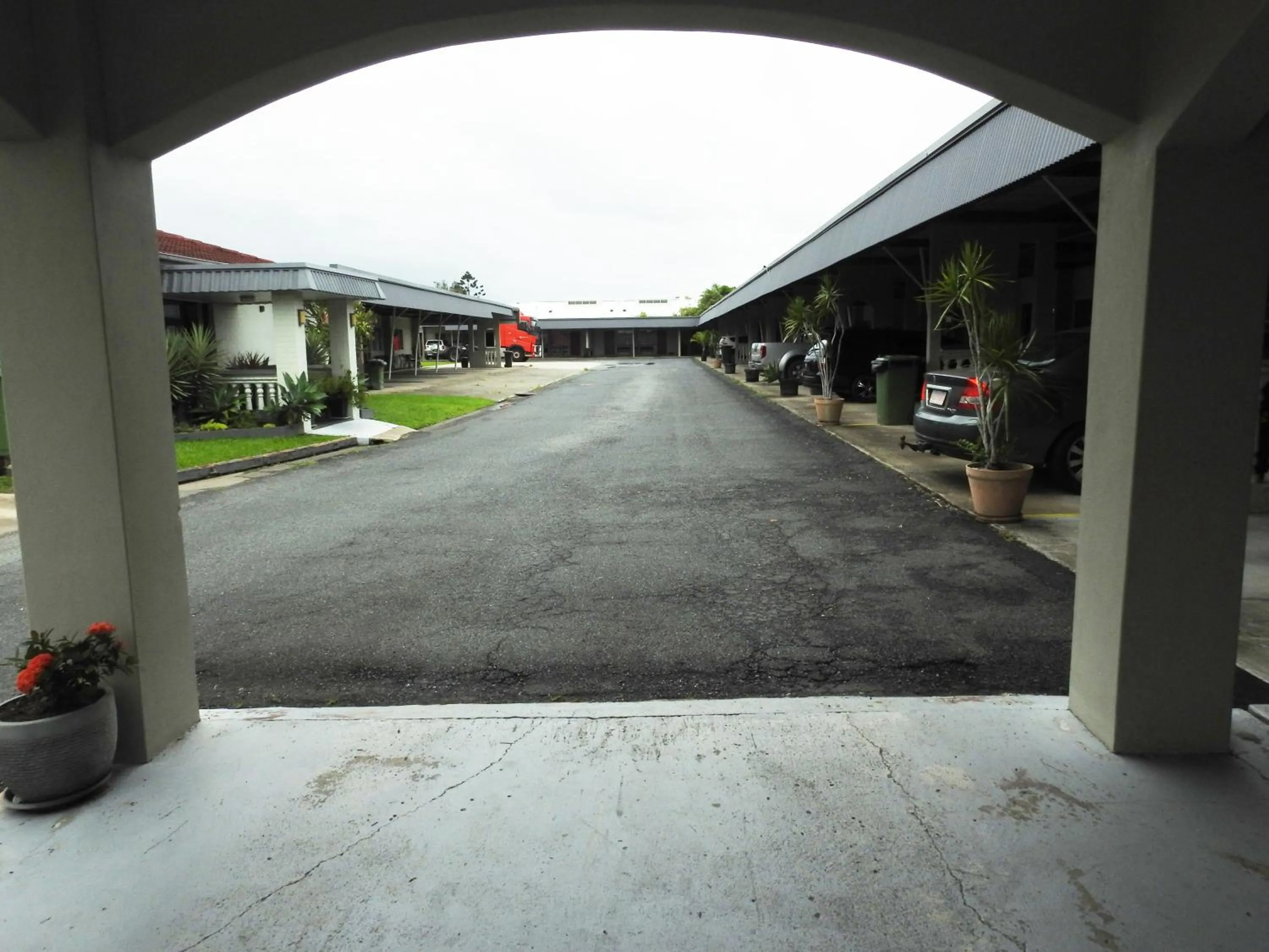 Property building in Tropic Coast Motel