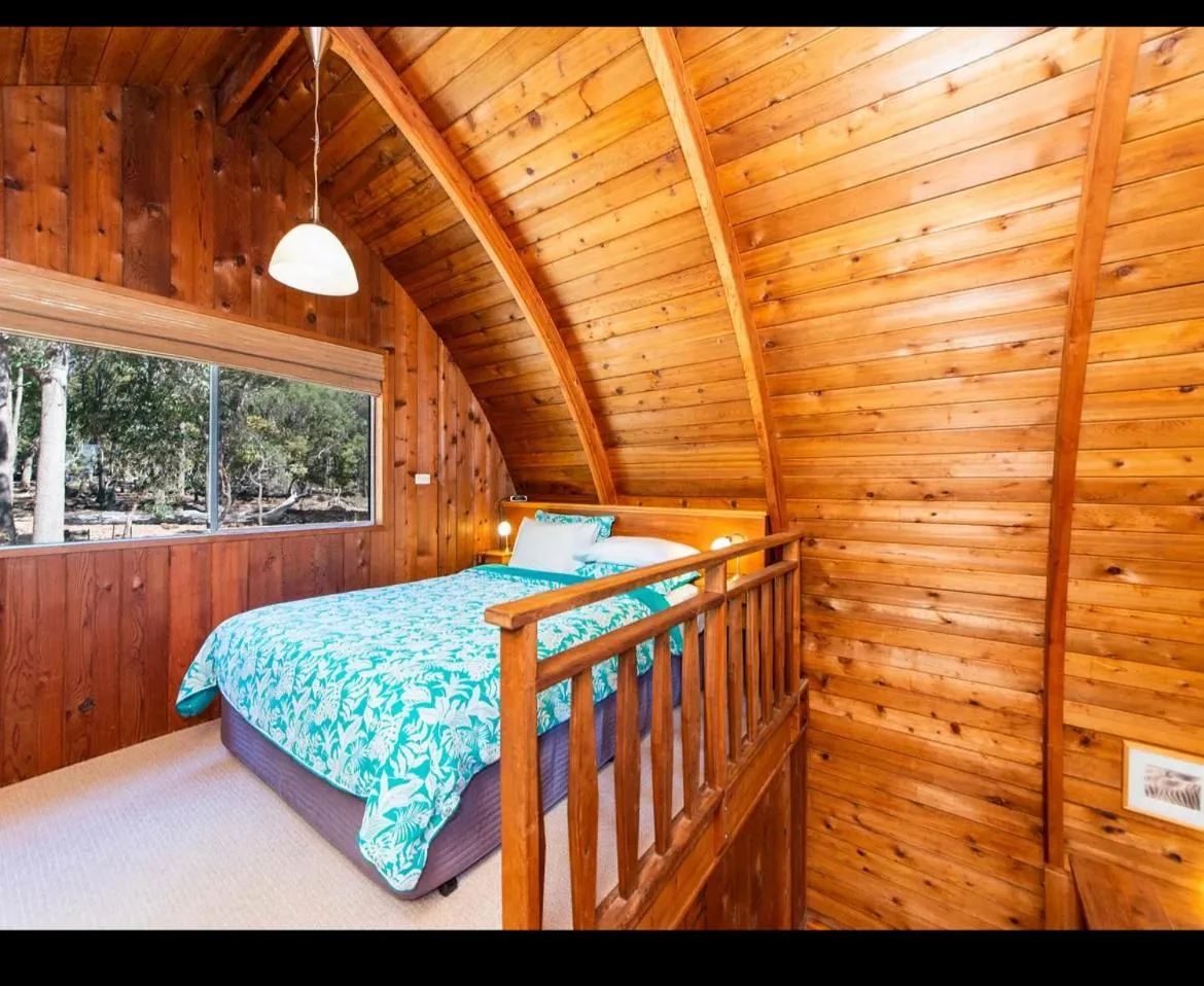 Bed in Jarrah Glen Cabins