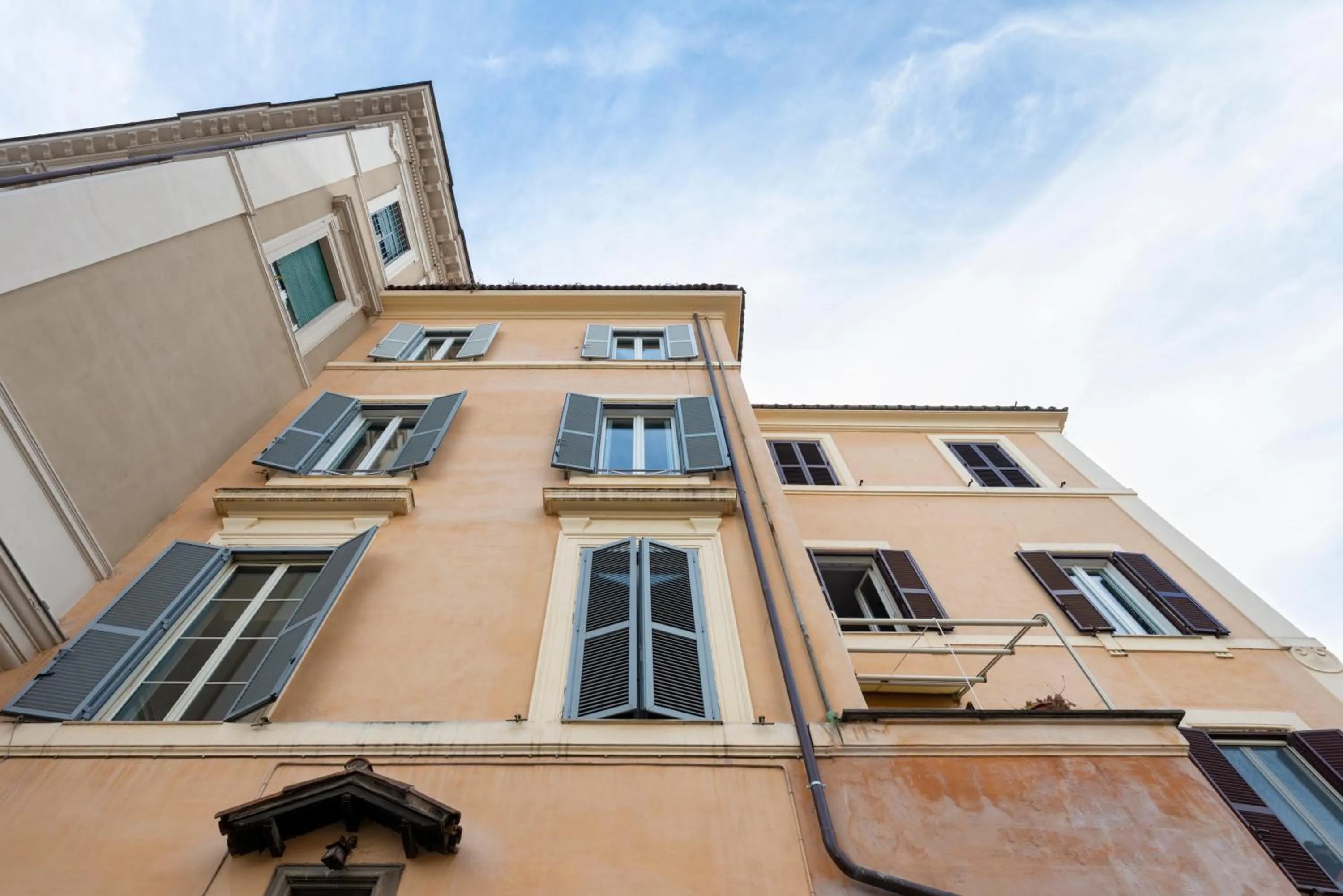 Property building in Giuditta in Trastevere