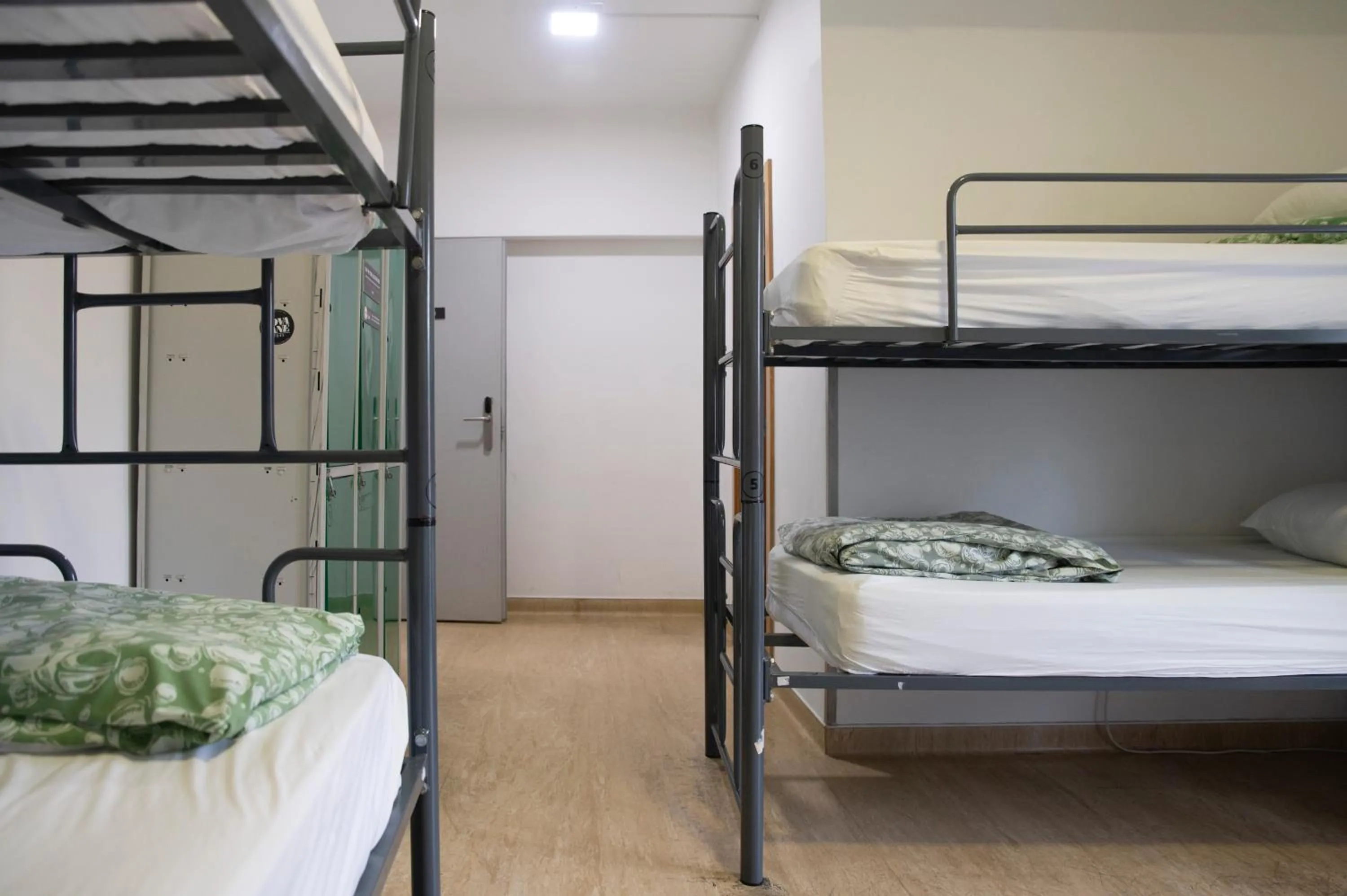 bunk bed, Bed in WOT Nomad Social