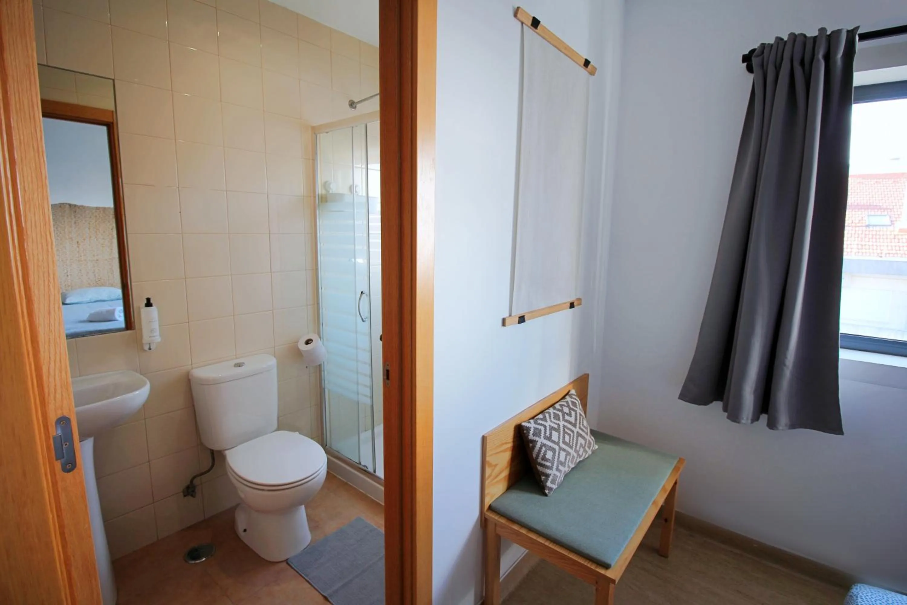 Shower in WOT Nomad Social