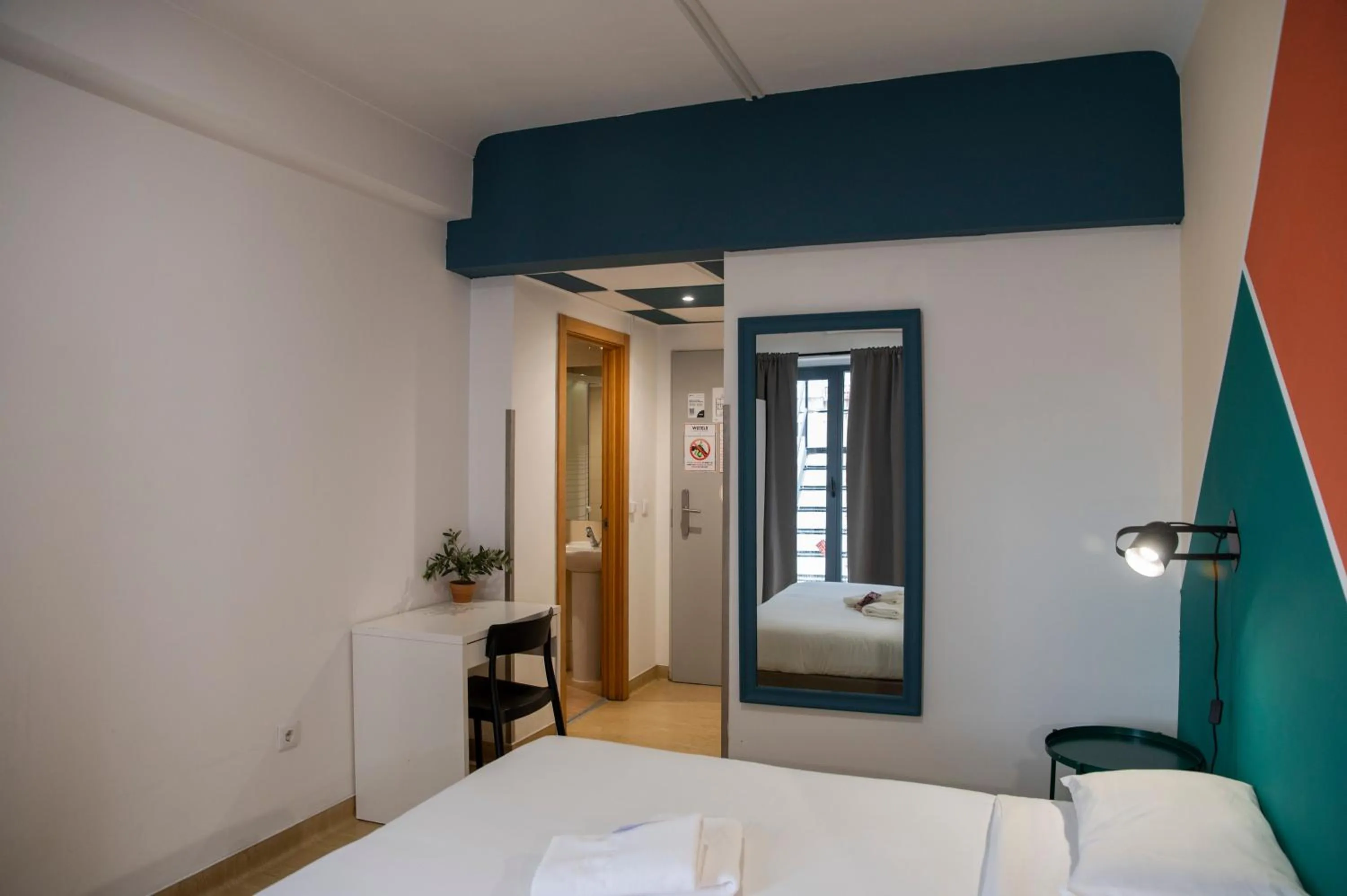 Bed in WOT Nomad Social