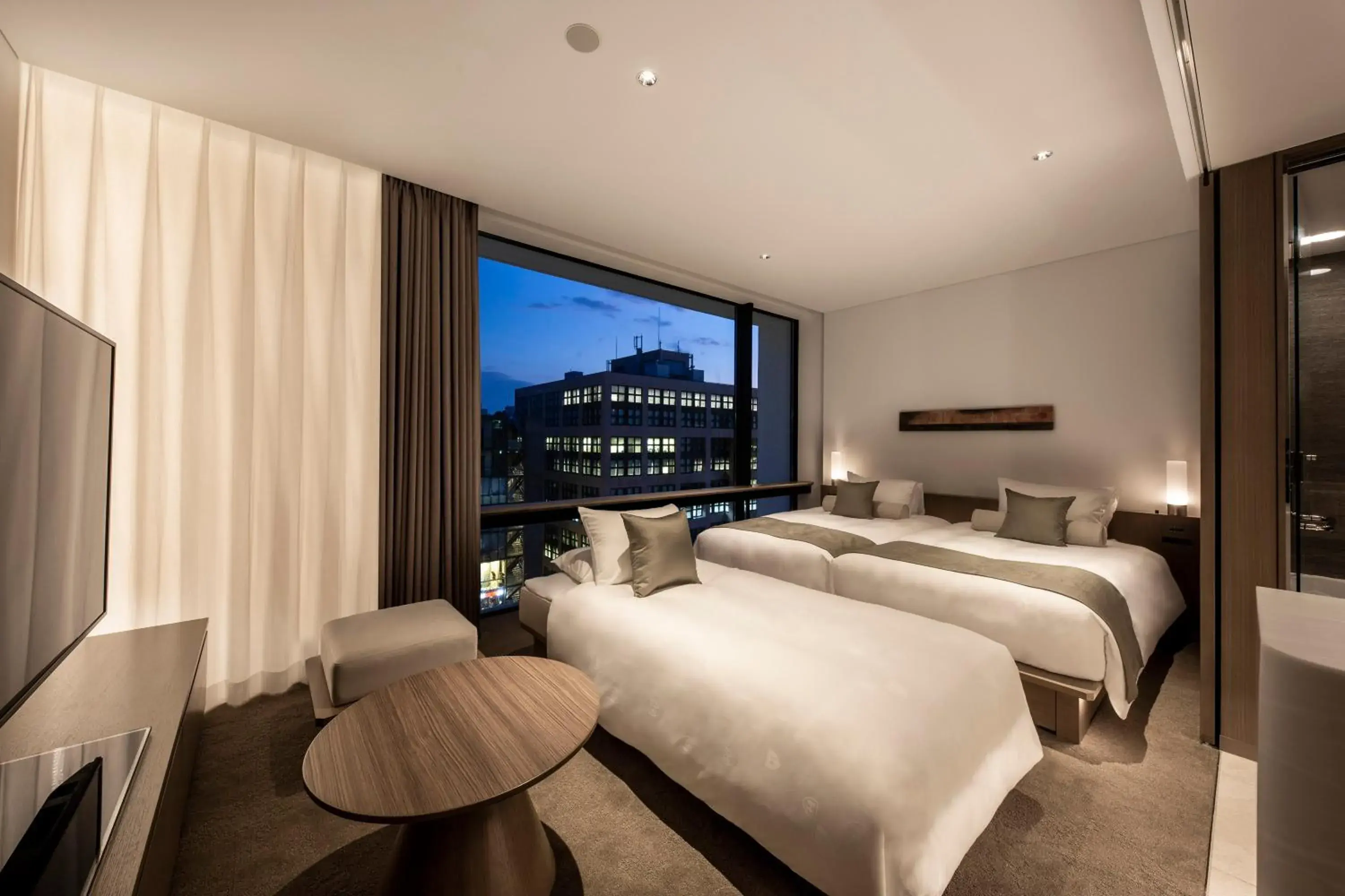 Deluxe Twin Room with Extra Bed and Lounge Access - Non-Smoking in The Royal Park Hotel Iconic Kyoto Deluxe Twin Room with Extra Bed and Lounge Access - Non-Smoking in The Royal Park Hotel Iconic Kyoto