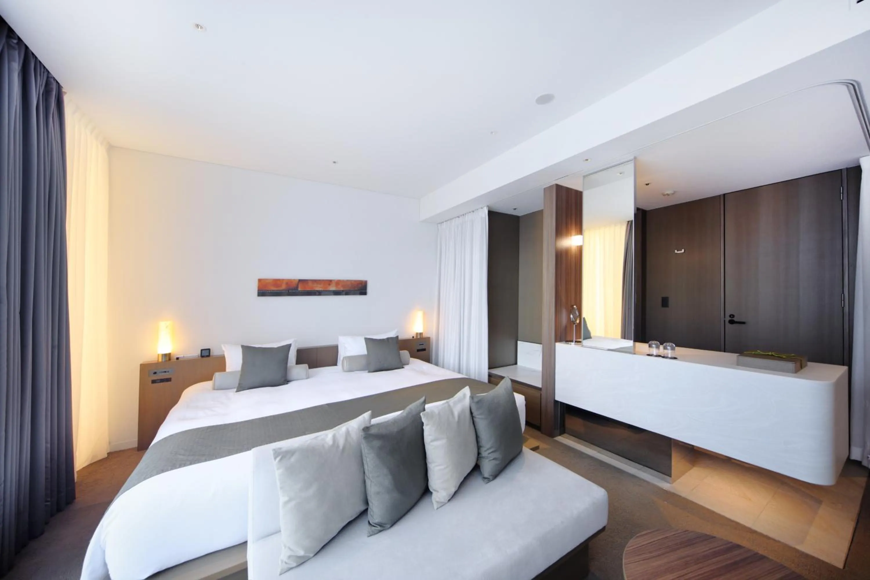 Bed in The Royal Park Hotel Iconic Kyoto