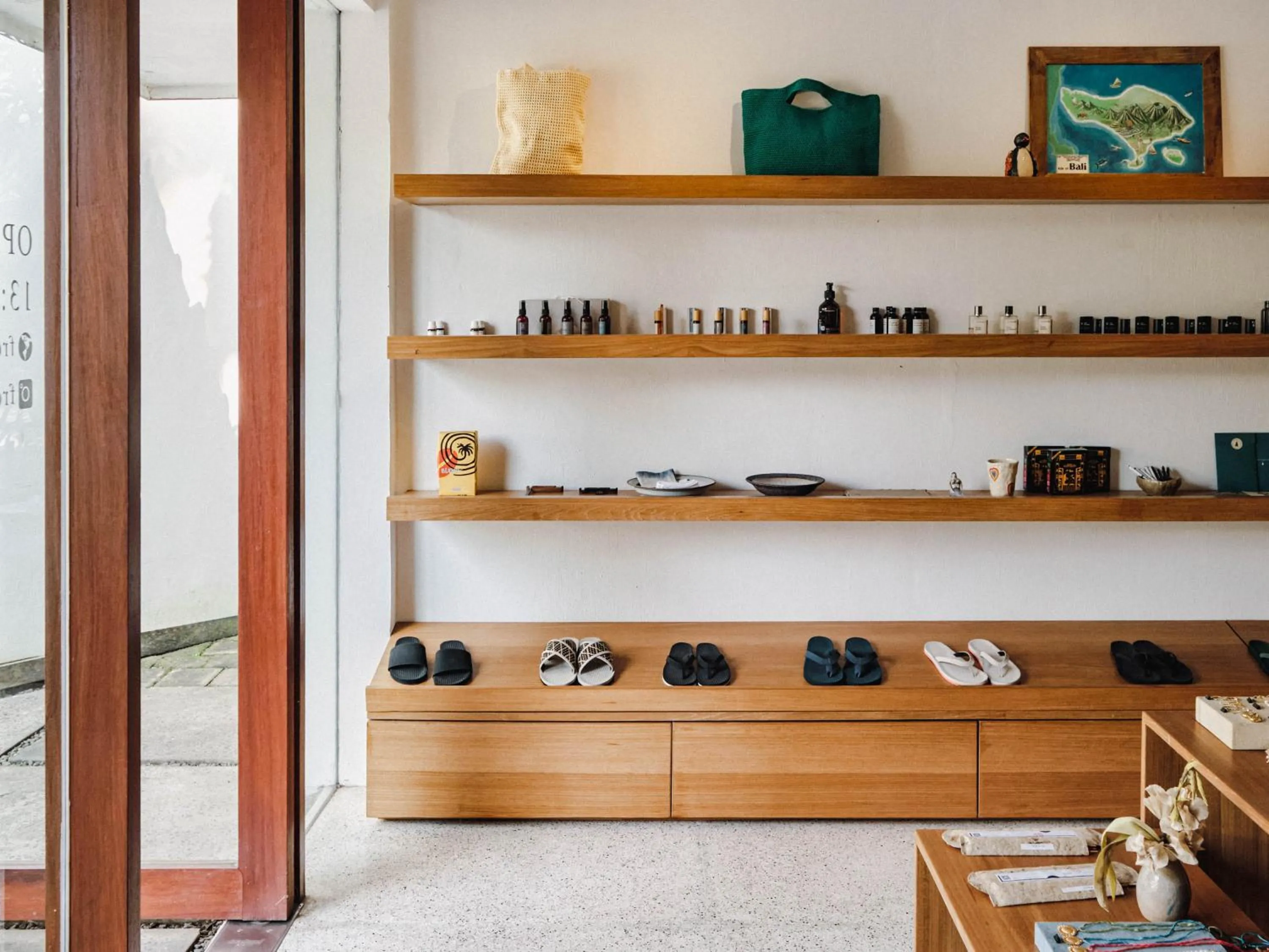 wardrobe in The Sayan House Villas