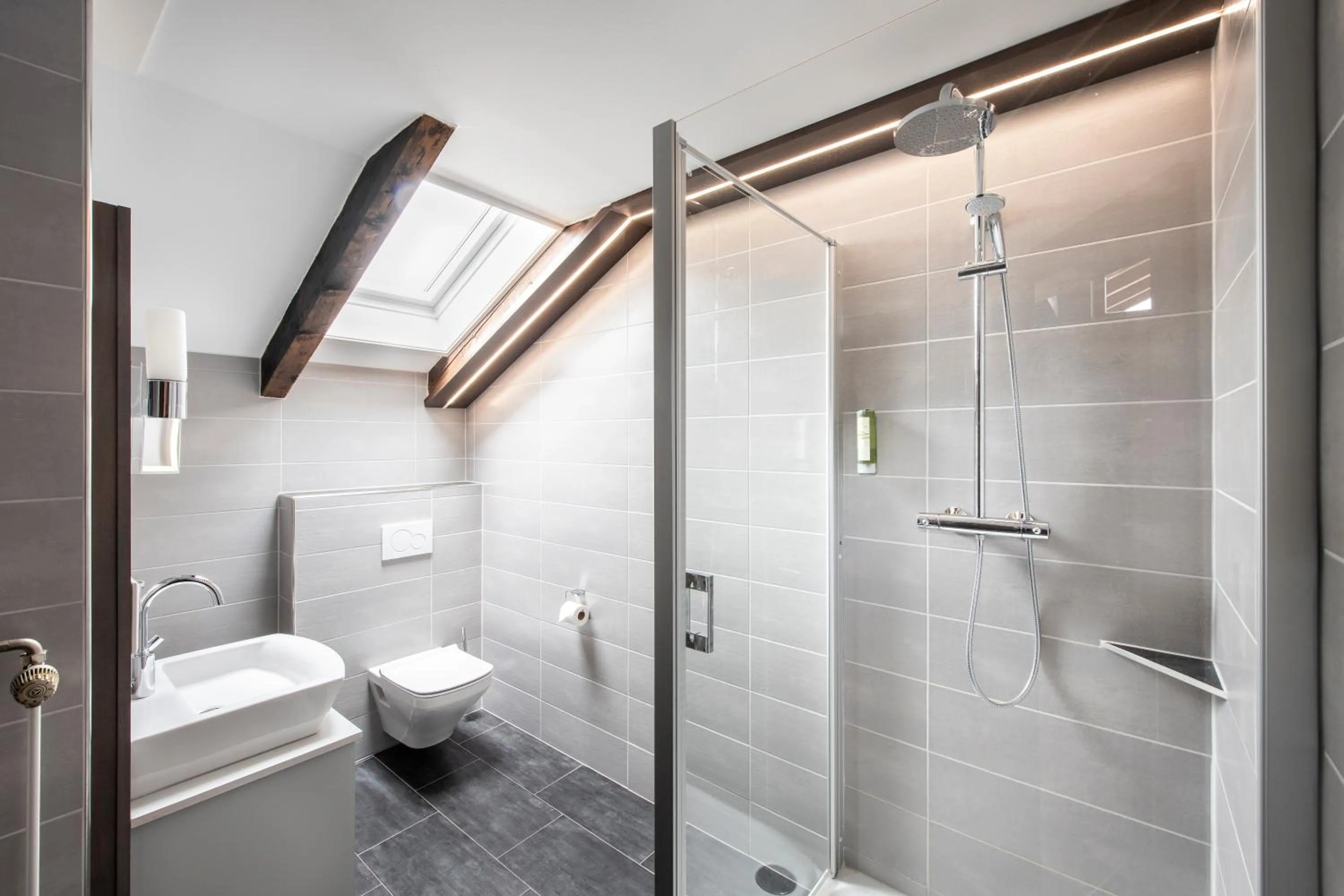 Sporthotel Bernrieder Hof GmbH