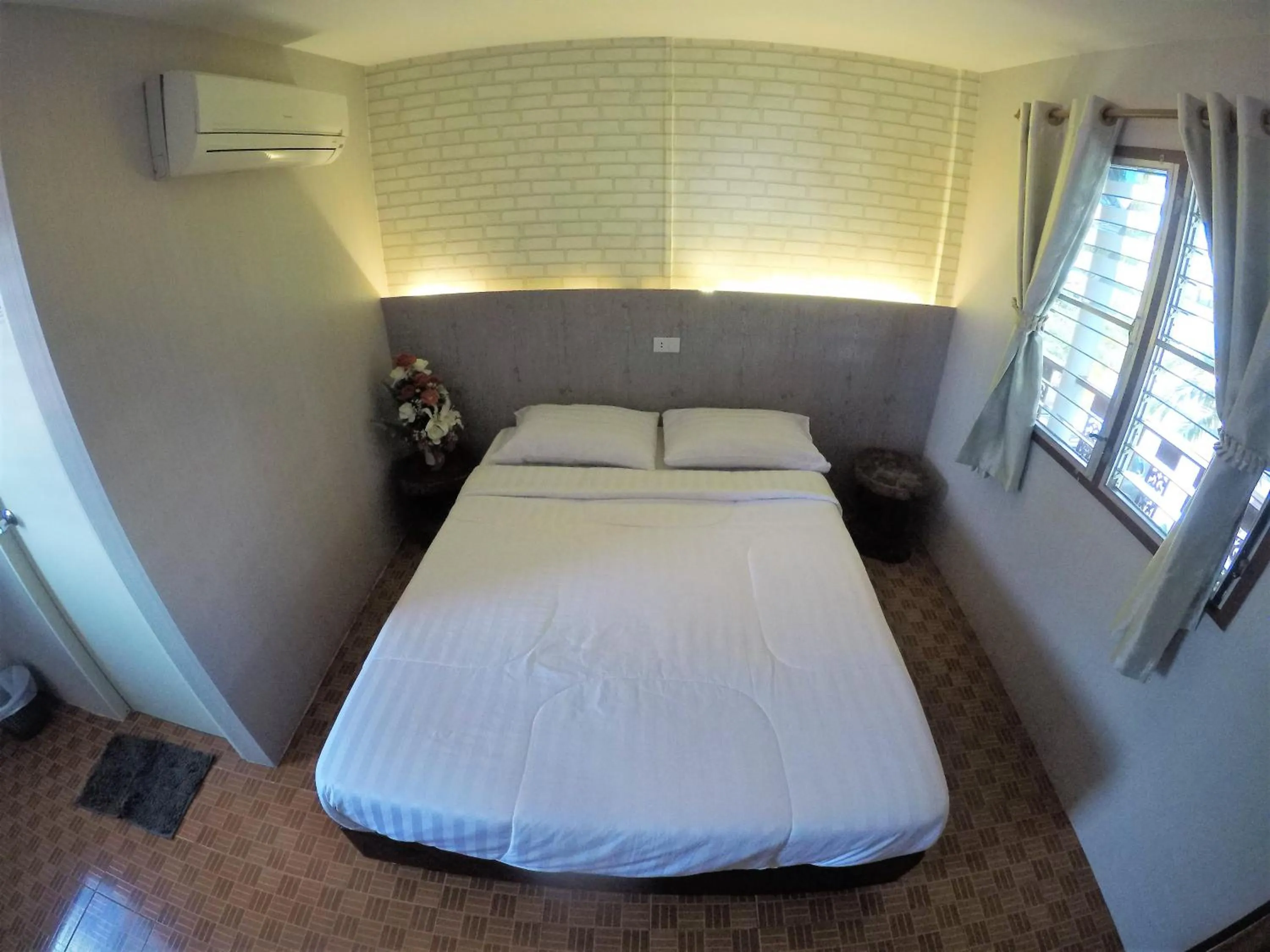 Bedroom, Bed in T & T Hostel Kanchanaburi