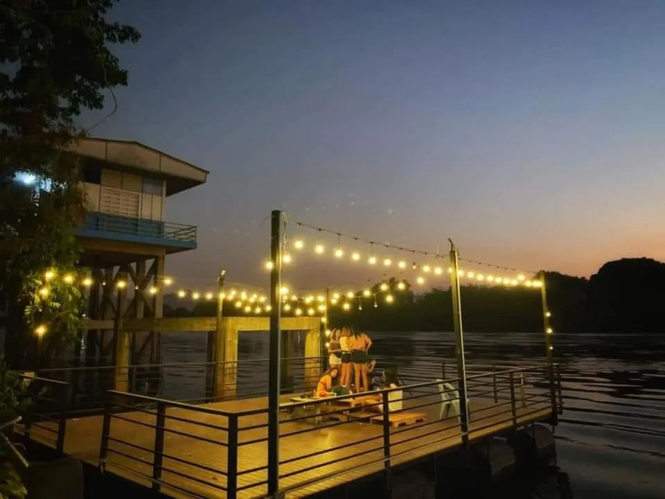 T & T Hostel Kanchanaburi