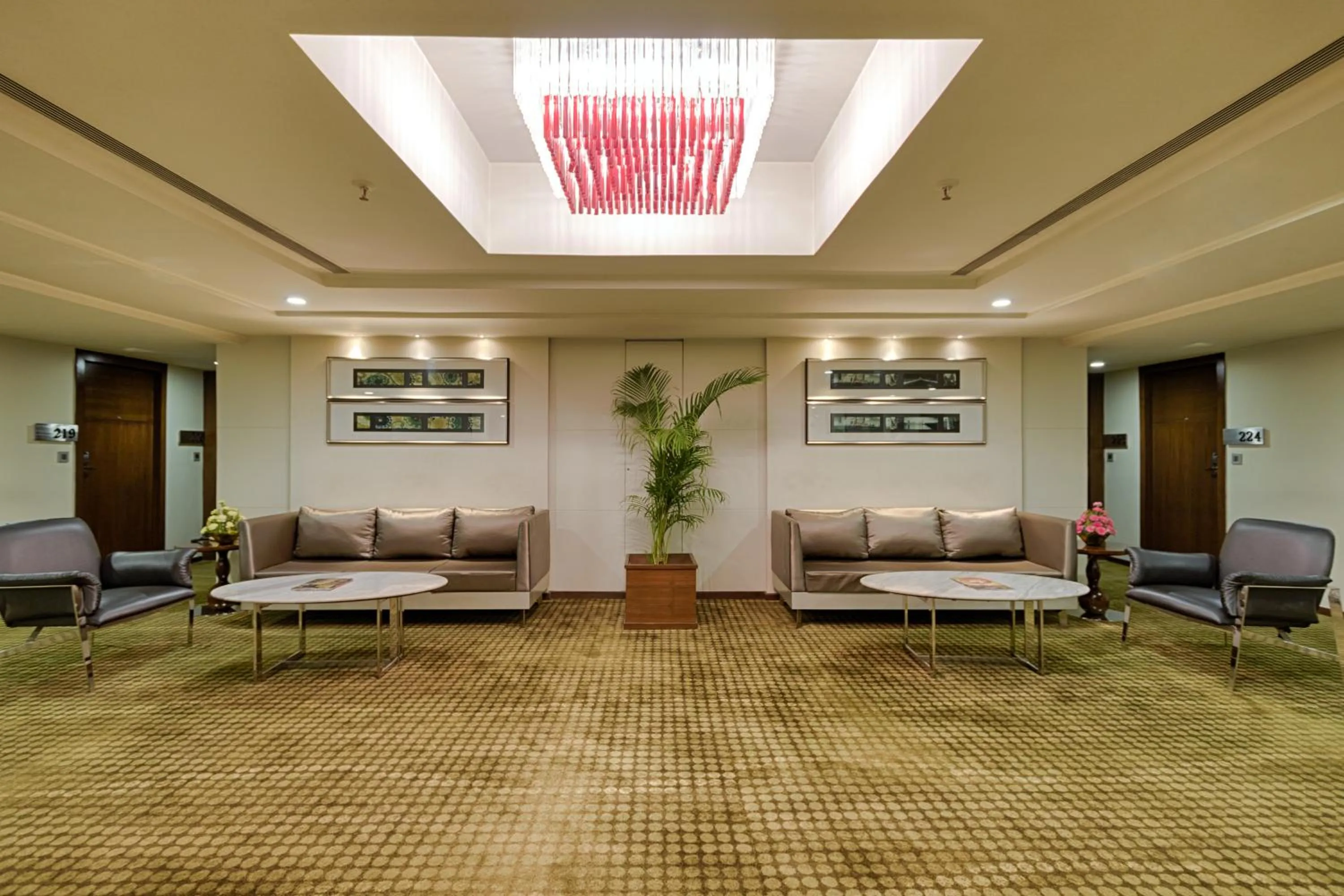 Seating area in Quality Hotel D V Manor