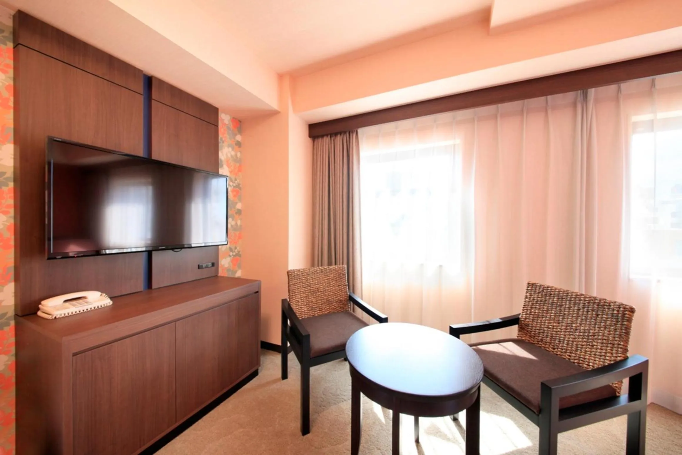 Dining area in Richmond Hotel Naha Kumoji